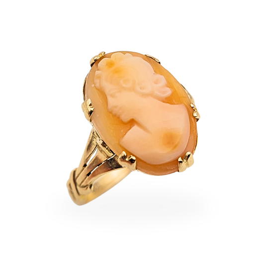 9ct Gold Vintage Cameo Ring Oval Shell Cameo UK R US 8.5