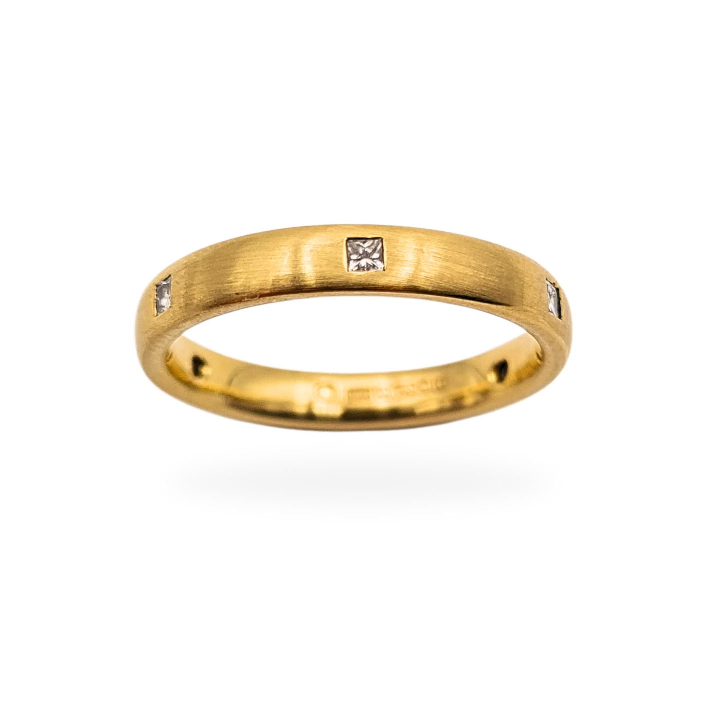 18ct Gold Diamond Wedding Band, London 1959, UK K
