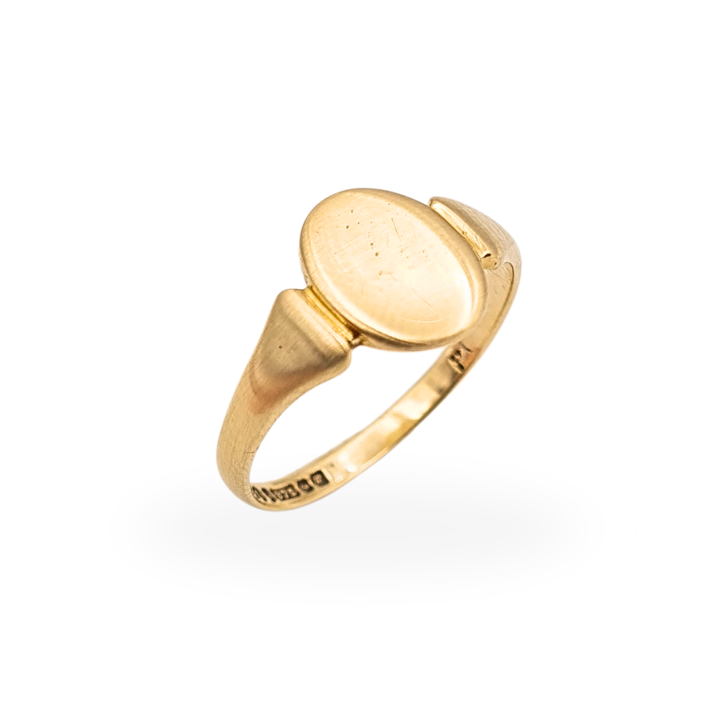 9ct Gold Oval Signet Ring Hallmarked 1955 Solid Gold UK M1/2 US6.5