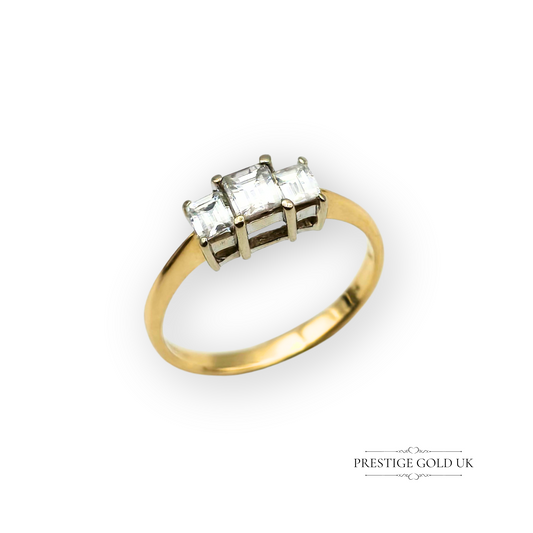 18ct Yellow Gold 3 Stone Millennium Cut Diamond Ring,  Size UK J  US 5