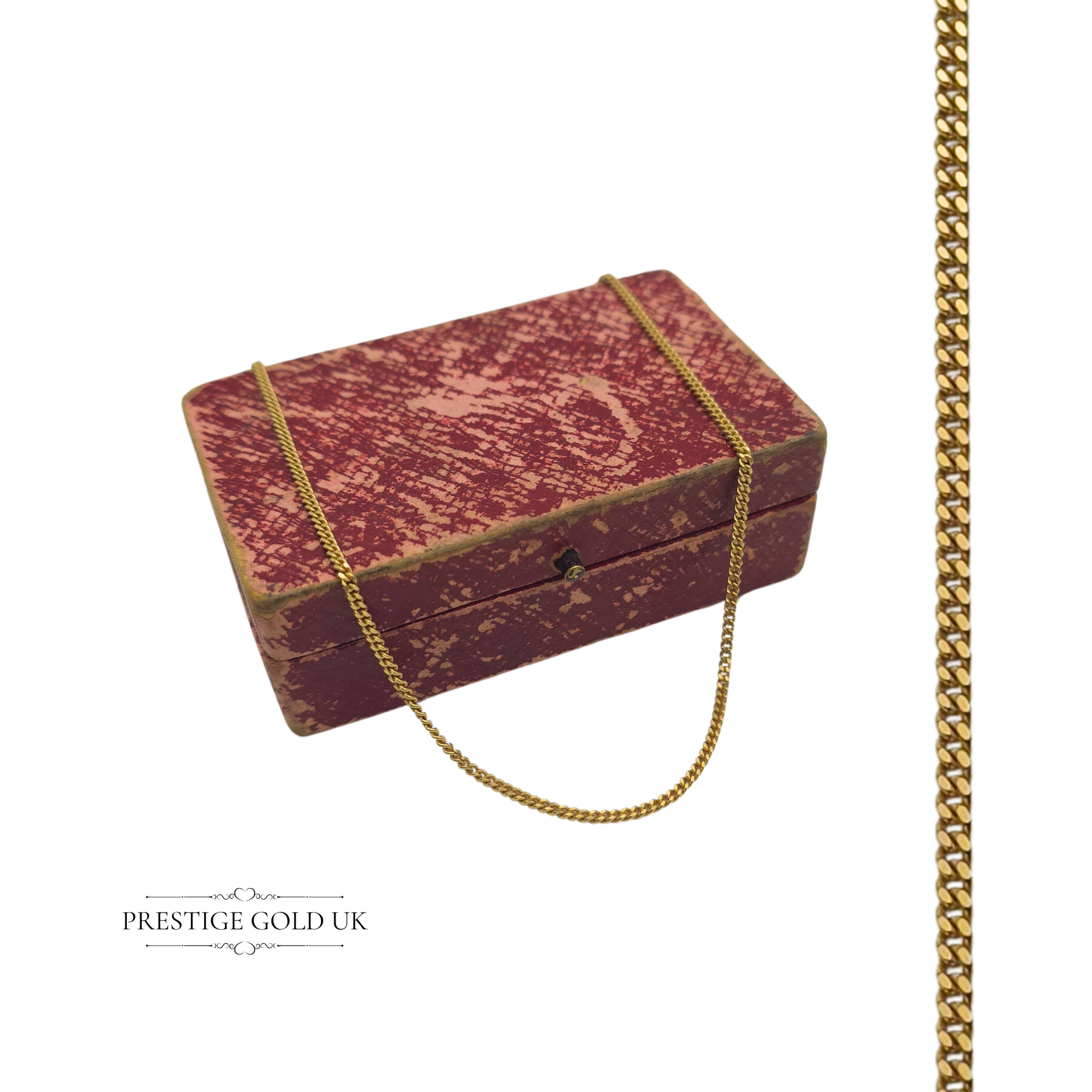 A vintage 9ct gold curb chain necklace, measuring 16 inches (40 cm) long and 1mm wide, weighing 3.7g. Fully hallmarked, featuring a delicate and refined design, perfect for everyday wear or layering with pendants.