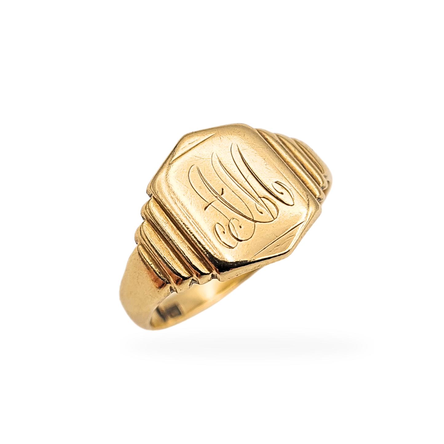 Large 9ct Gold Engraved Signet Ring UK Q US 8 1/4