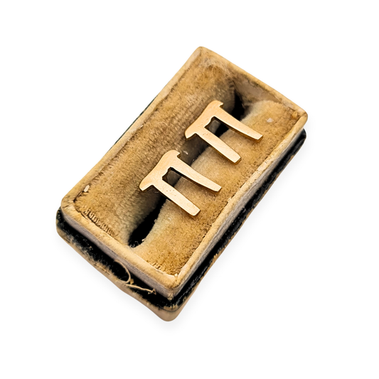 Pair of 9ct yellow gold Chai “Life” stud earrings featuring the Hebrew symbol for life. Each earring measures 7mm wide and 8mm tall with butterfly backs. Fully tested for gold purity, 0.71g total weight, elegant minimalist faith jewellery design.