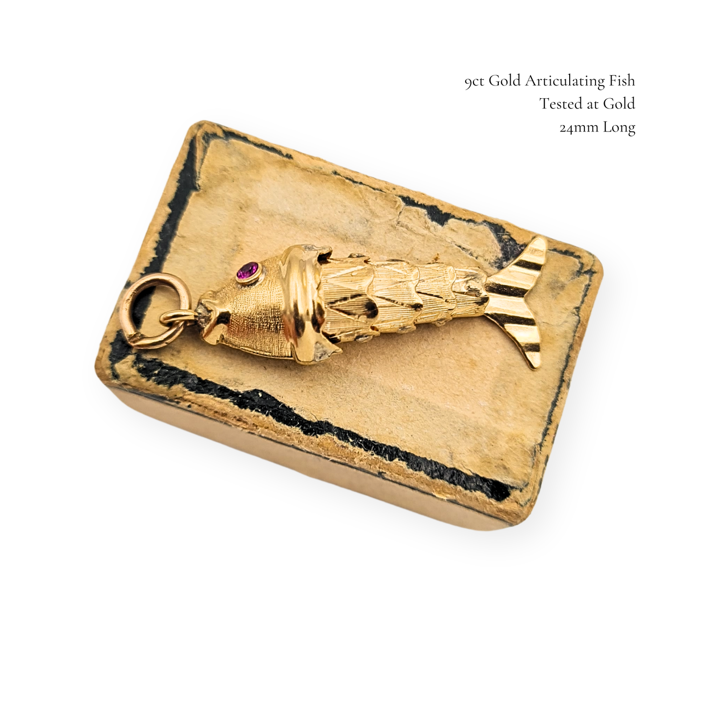 9ct Gold Articulated Fish Charm, Moving pendant