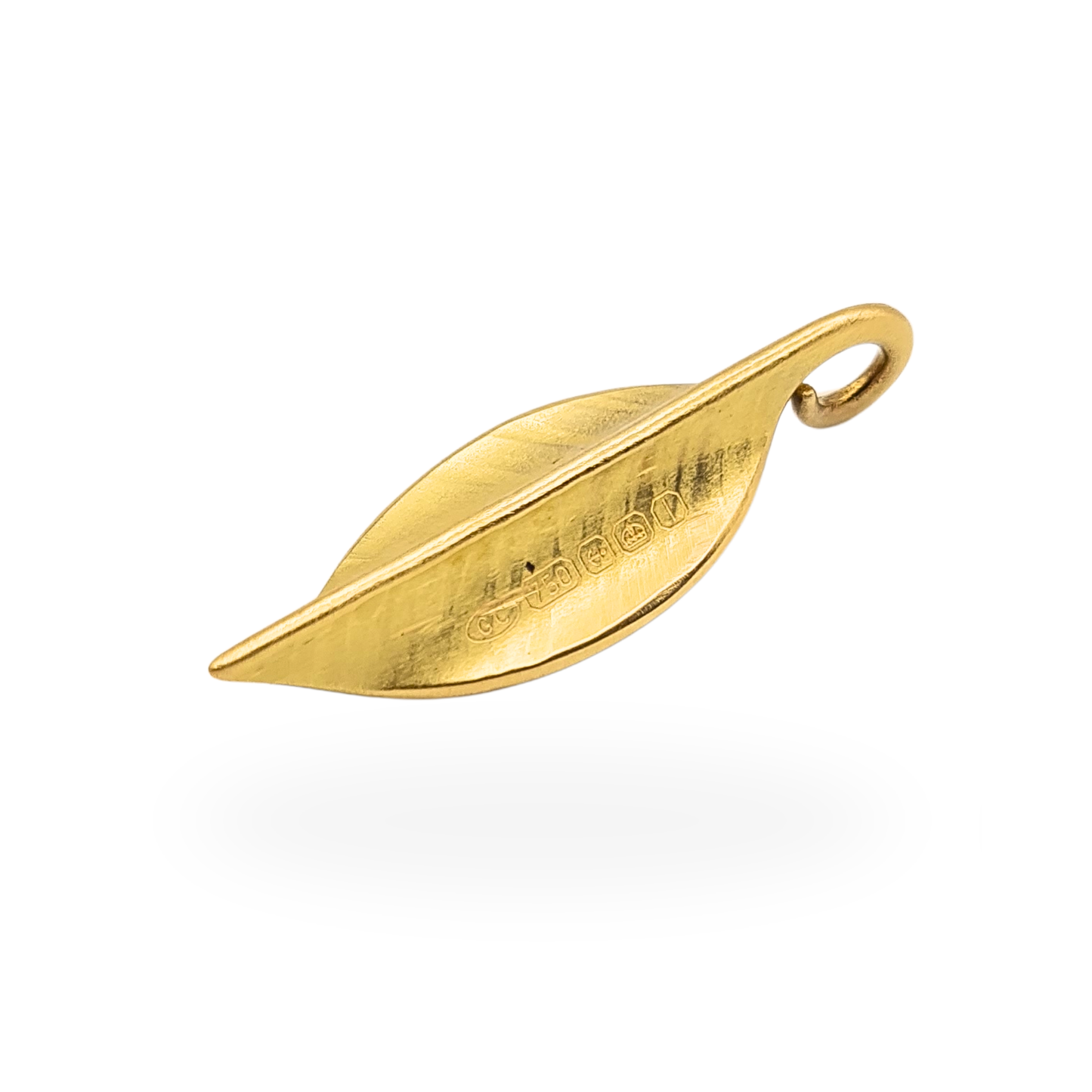Solid 18ct Gold Leaf Pendant Hallmarked Birmingham 2010 Yellow Gold