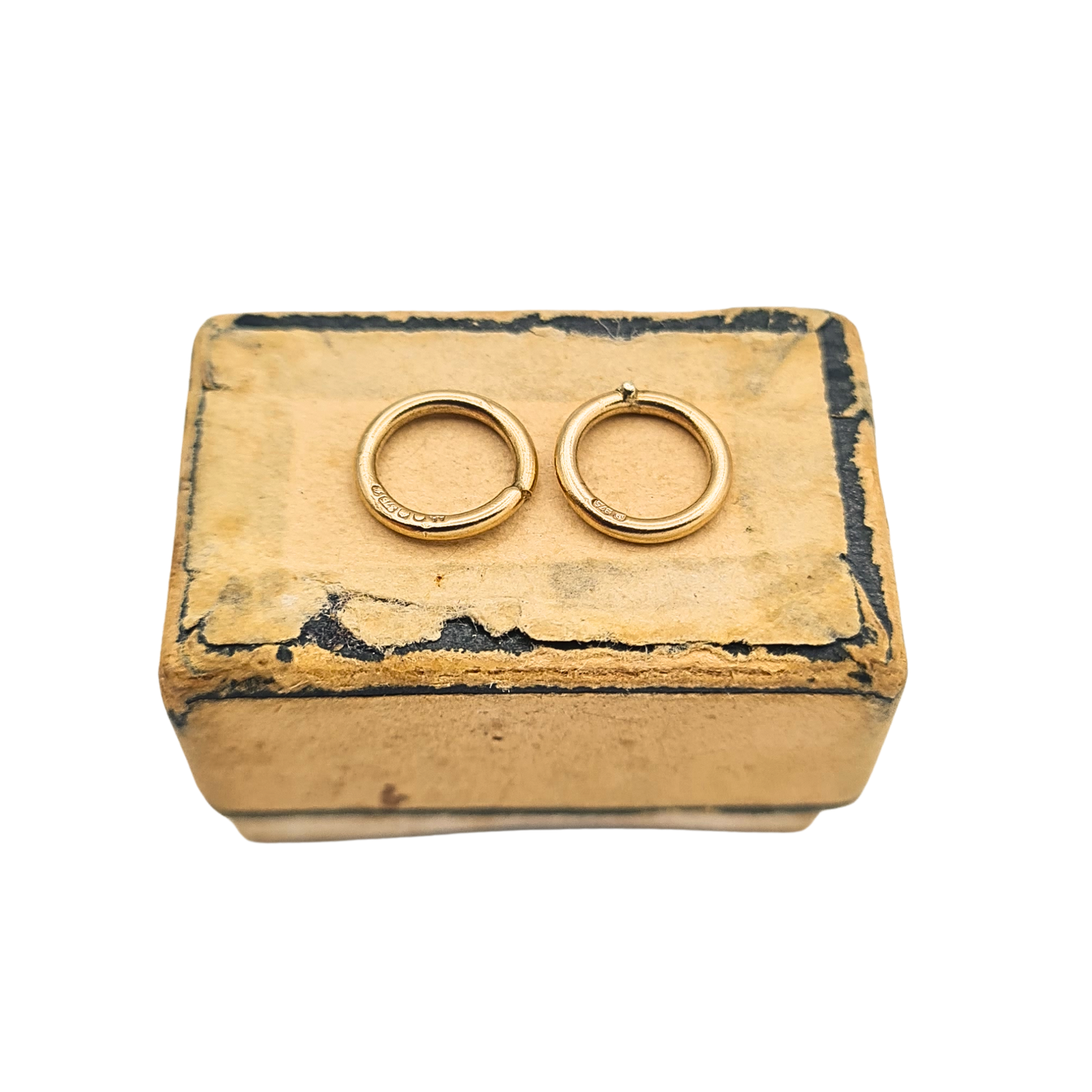 Pair 9ct Gold Closed Jump Rings Solid  Gold Connectors 7.4mm