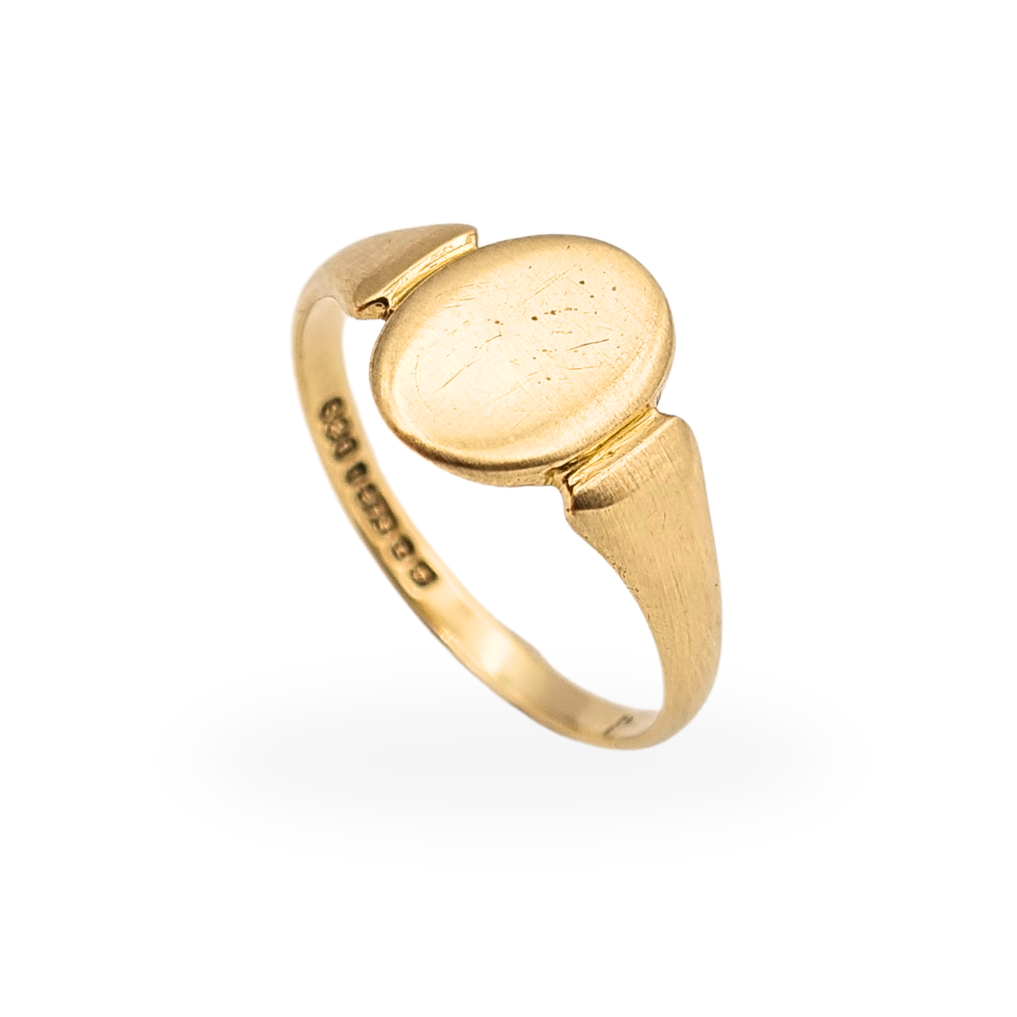 9ct Gold Oval Signet Ring Hallmarked 1955 Solid Gold UK M1/2 US6.5