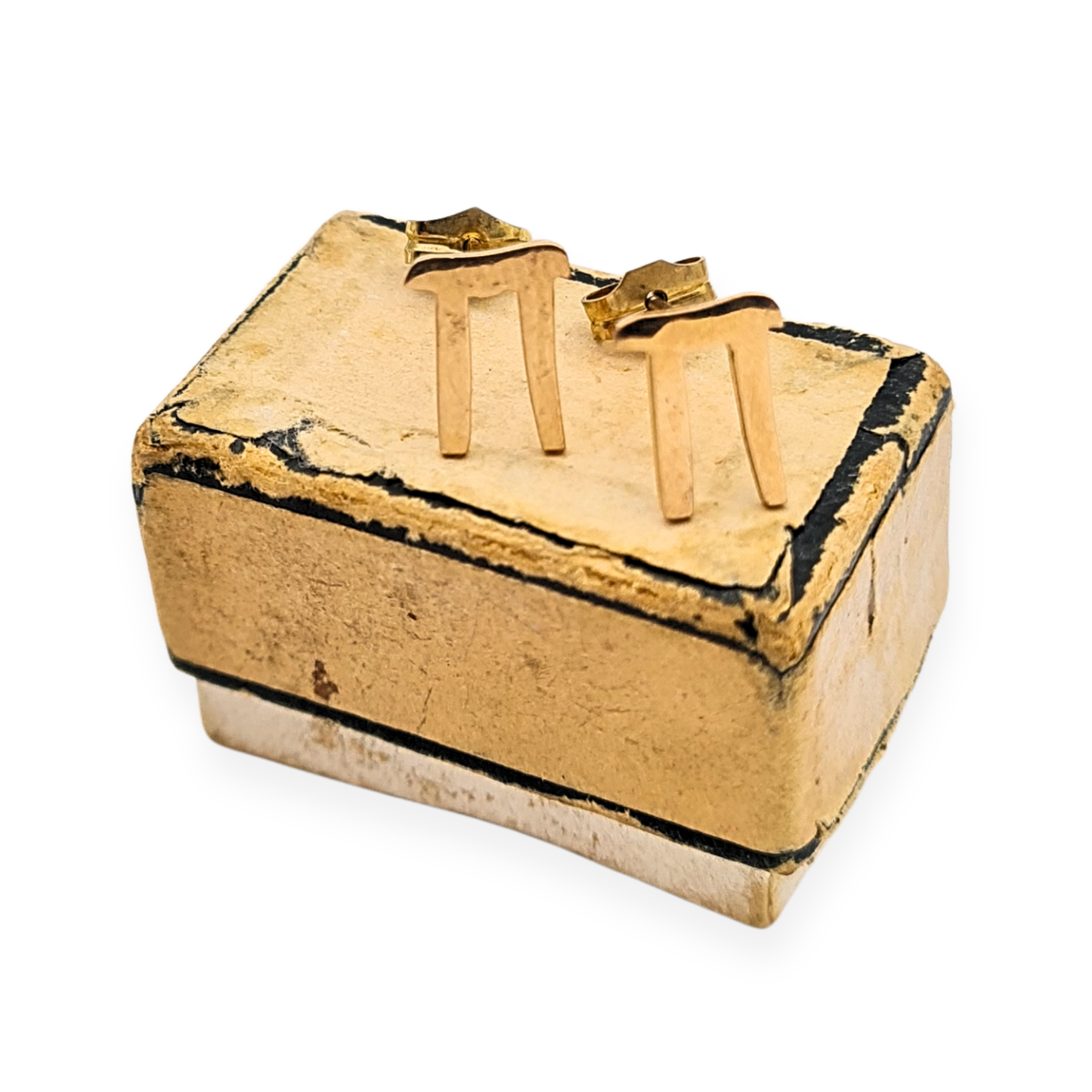 9ct Gold Chai Stud Earrings Hebrew Symbol "Life"