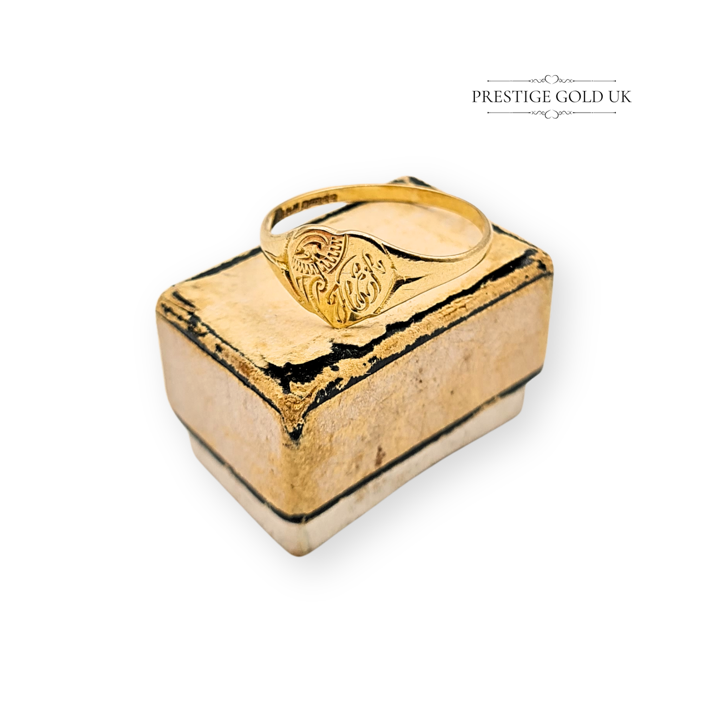 9ct Small Gold Heart Signet Ring, Engraved Design UK P / US 7.5