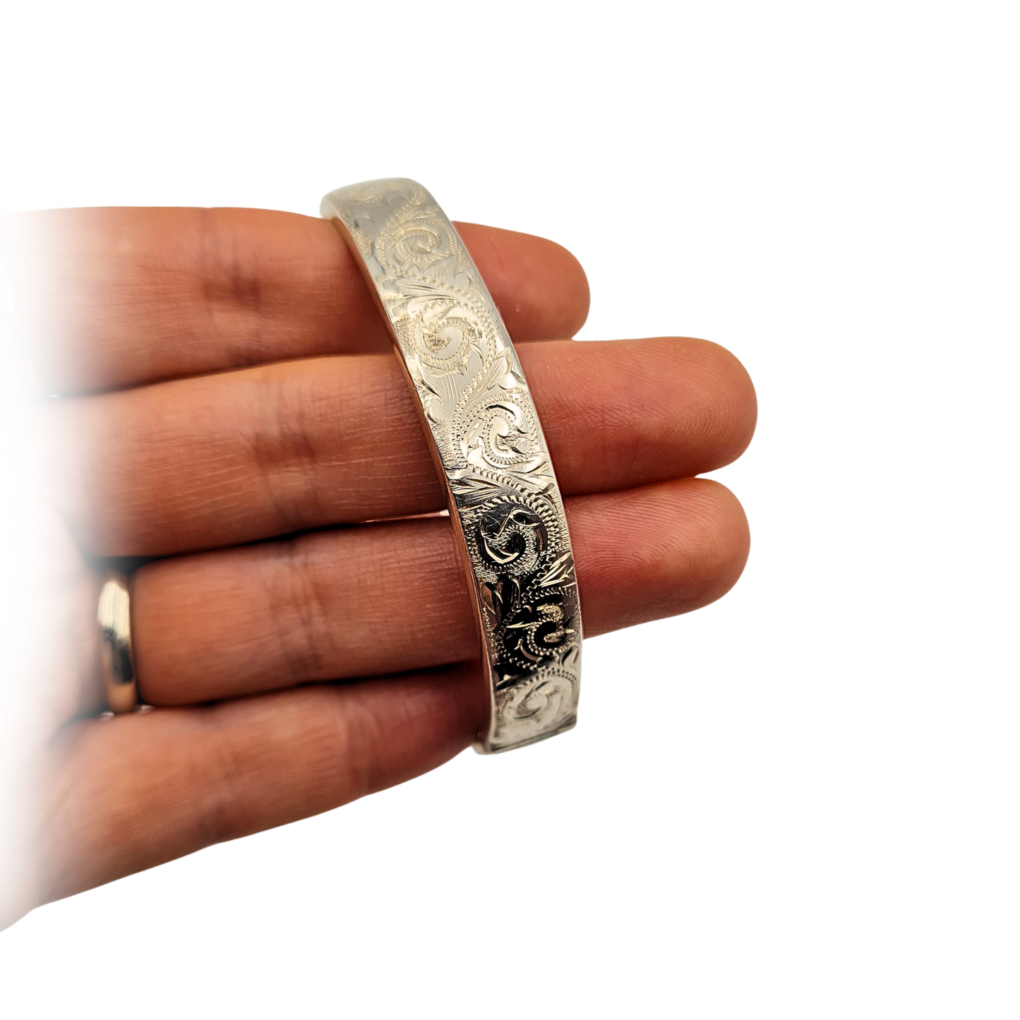 7"  Silver Engraved Bangle, Birmingham 1992, Opening Hindge