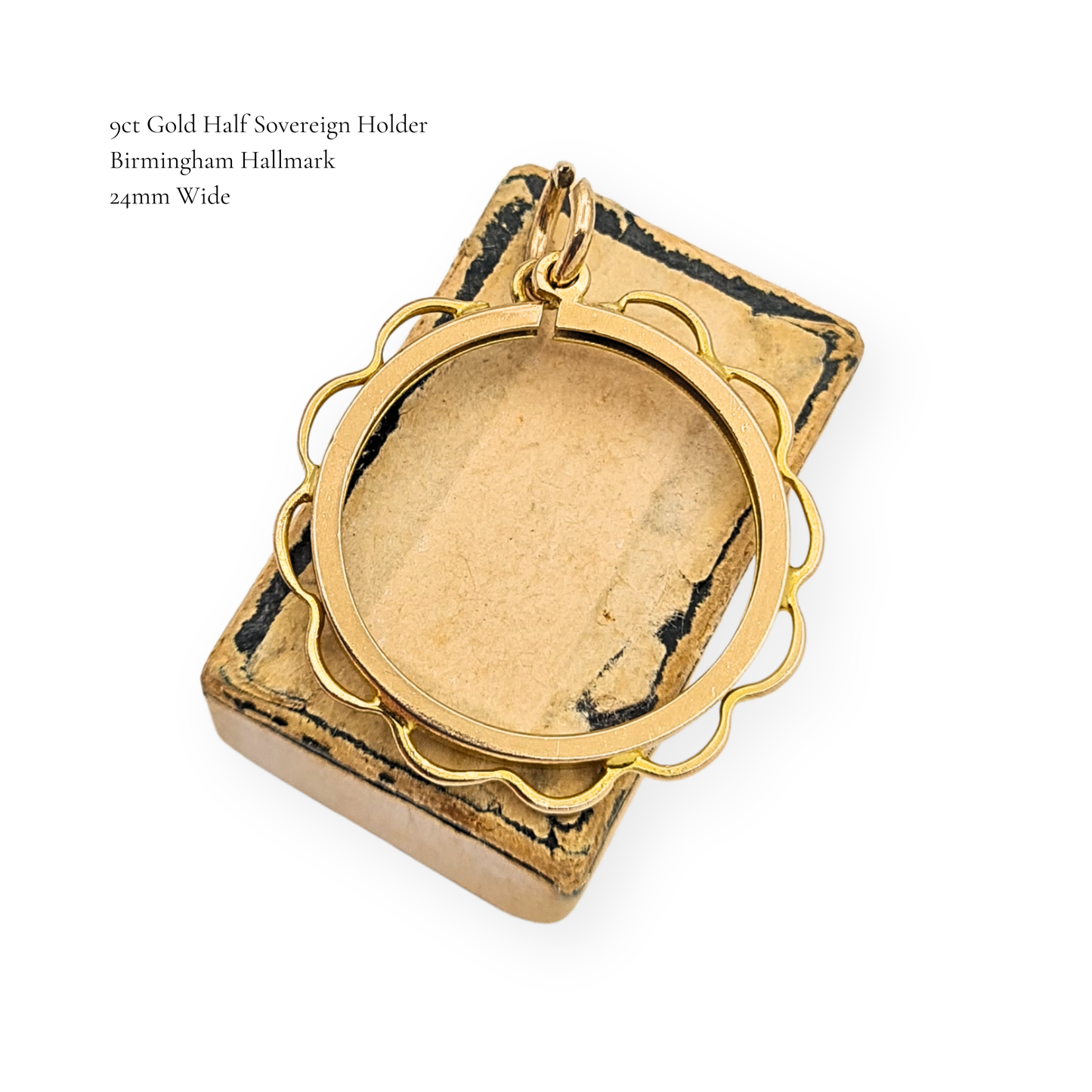 9ct Gold Half Sovereign Coin Holder Pendant