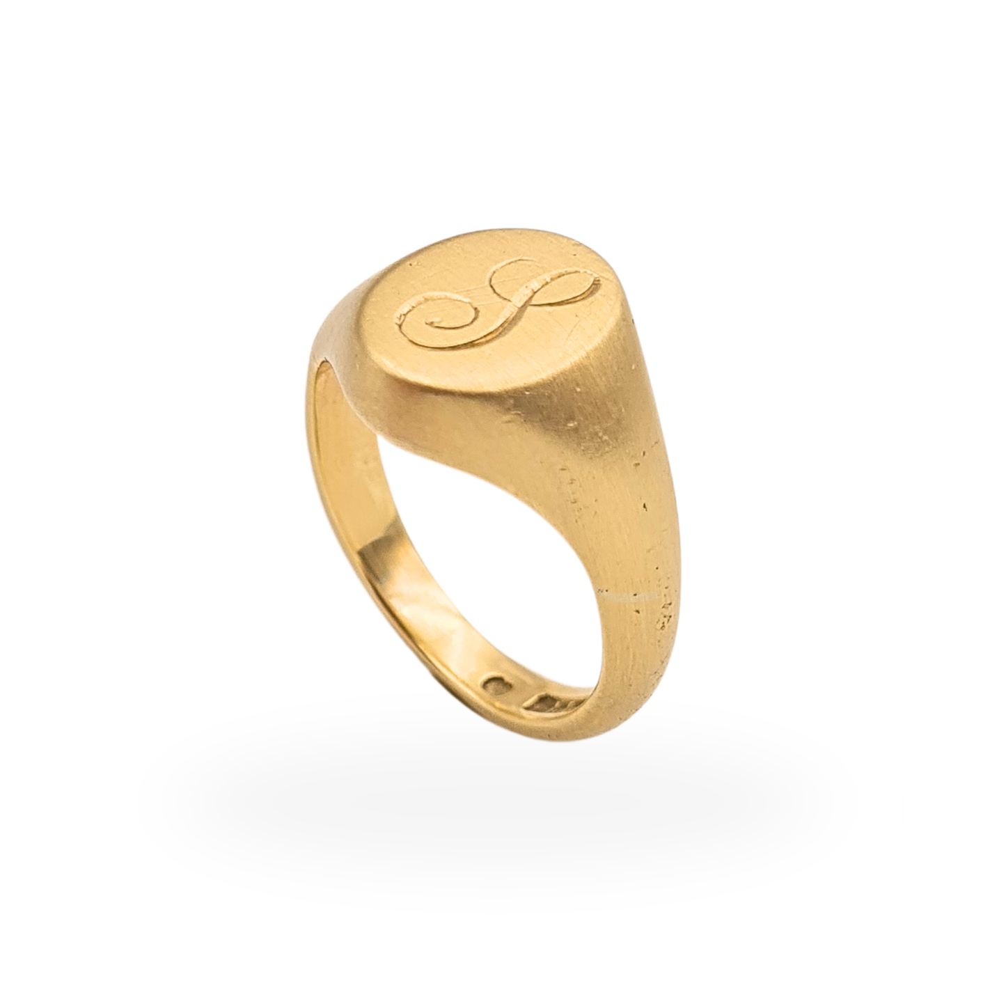 Chunky 9ct Gold Engraved "S" Signet Ring Hallmarked Birmingham  UK J    US 4 3/4