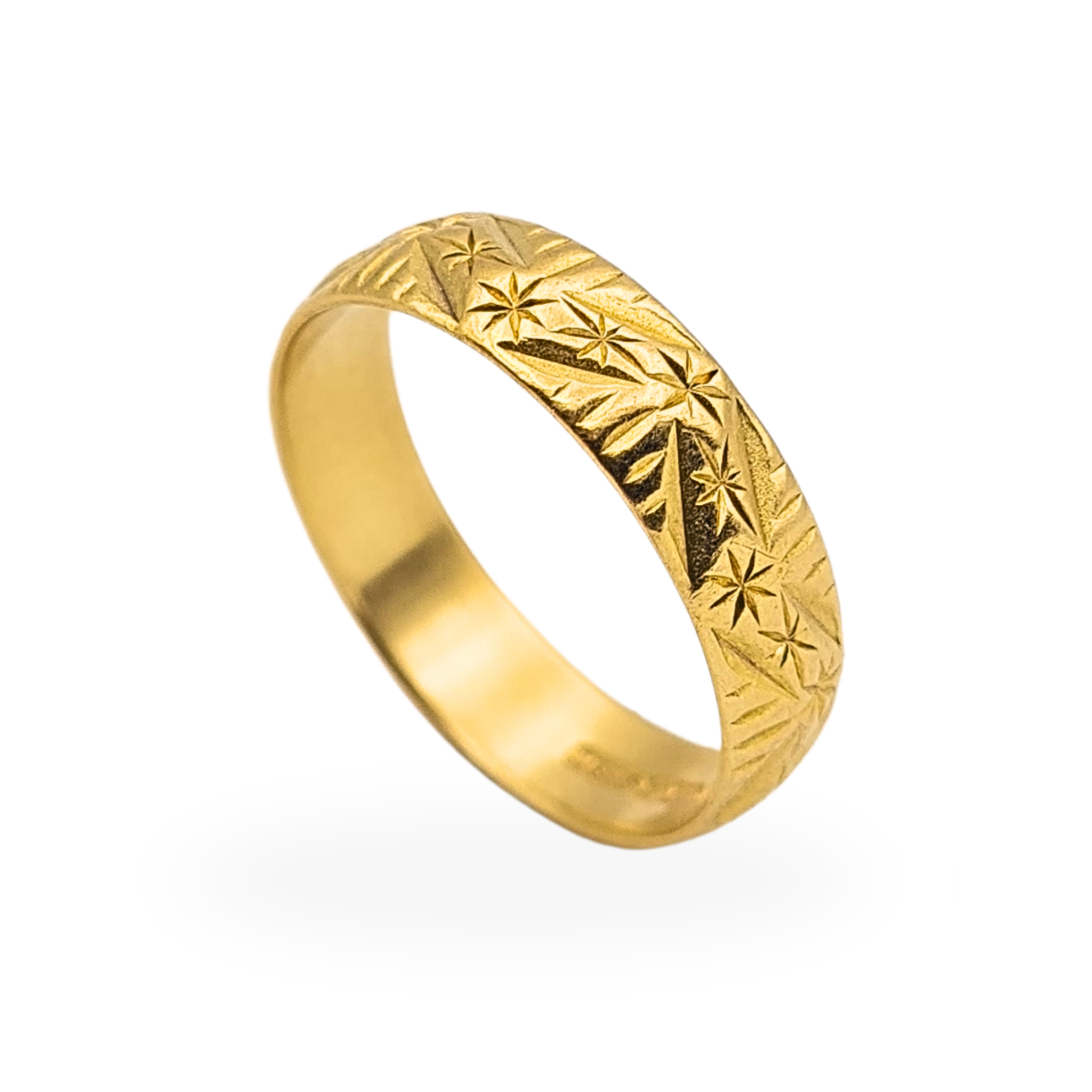 18ct gold engraved star pattern wedding band 1976 vintage
