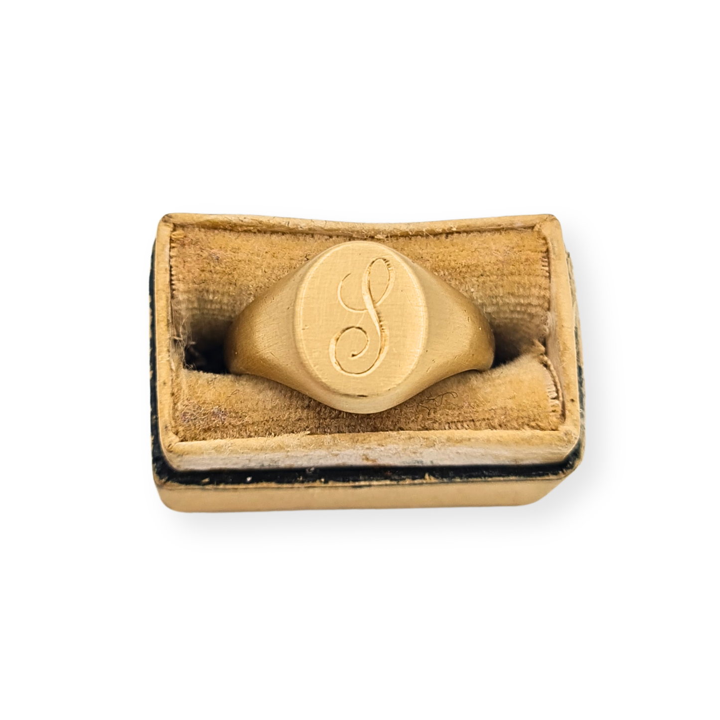 Chunky 9ct Gold Engraved "S" Signet Ring Hallmarked Birmingham  UK J    US 4 3/4