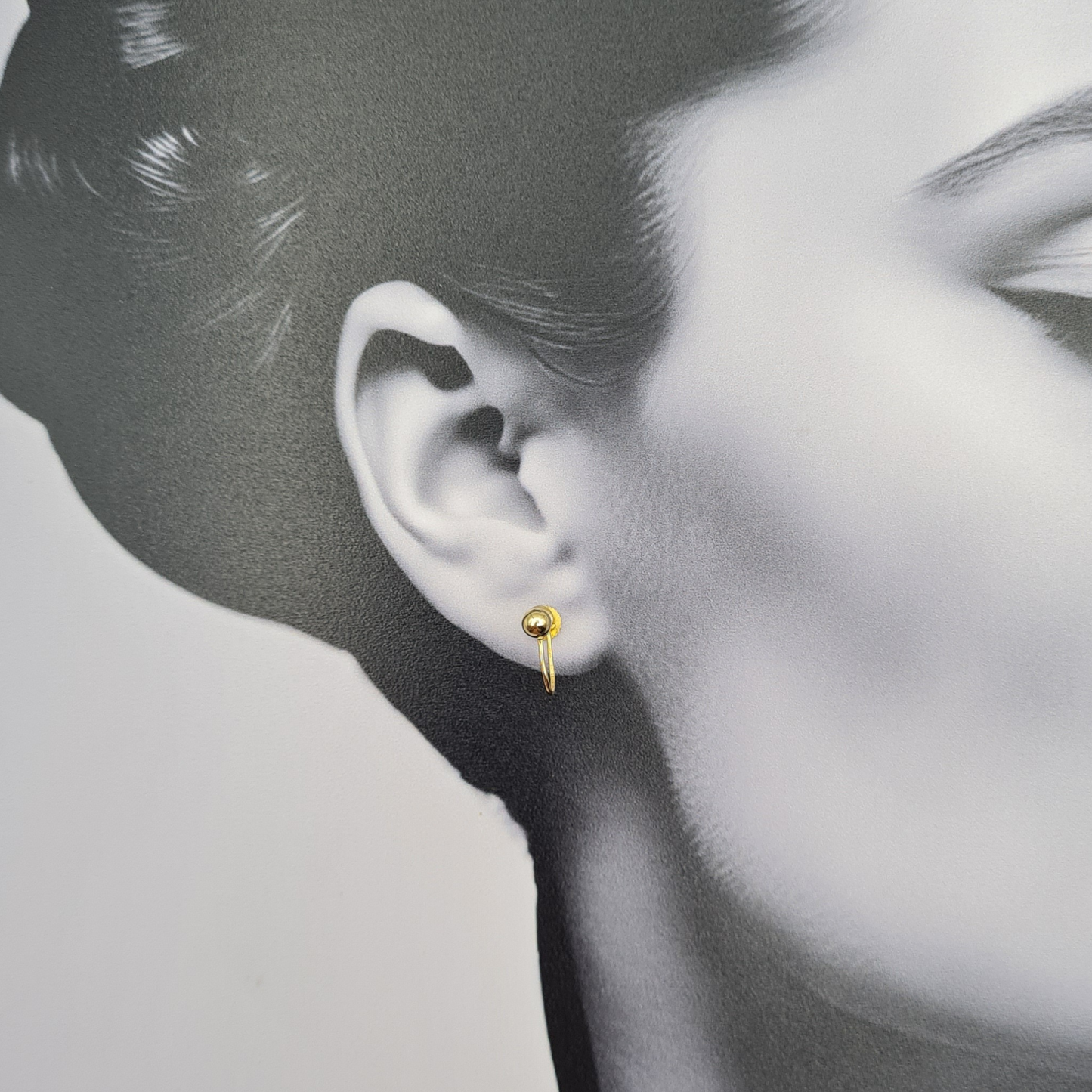 9ct Gold Screw Back Earrings, 4mm Ball, non pierced ears