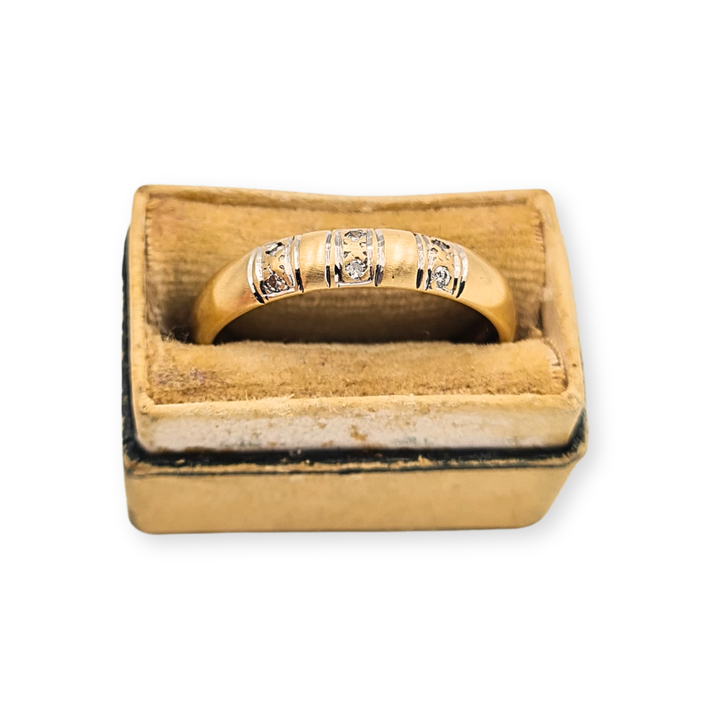 9ct Gold Diamond Wedding Ring 6 Diamond Sheffield 1992 Hallmarked UK P