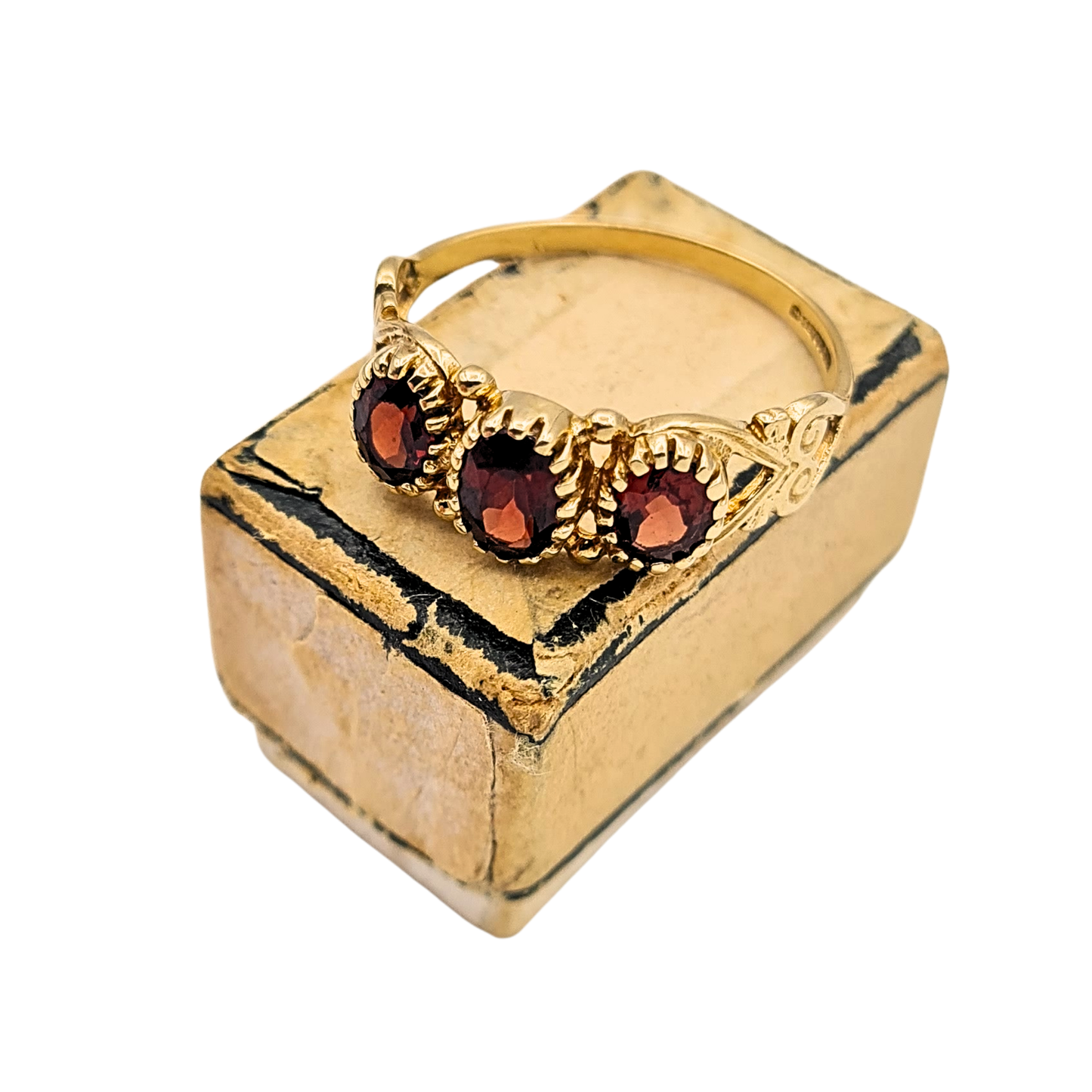9ct Gold Trilogy Garnet Ring, UK O US 7 1/2, British Hallmark