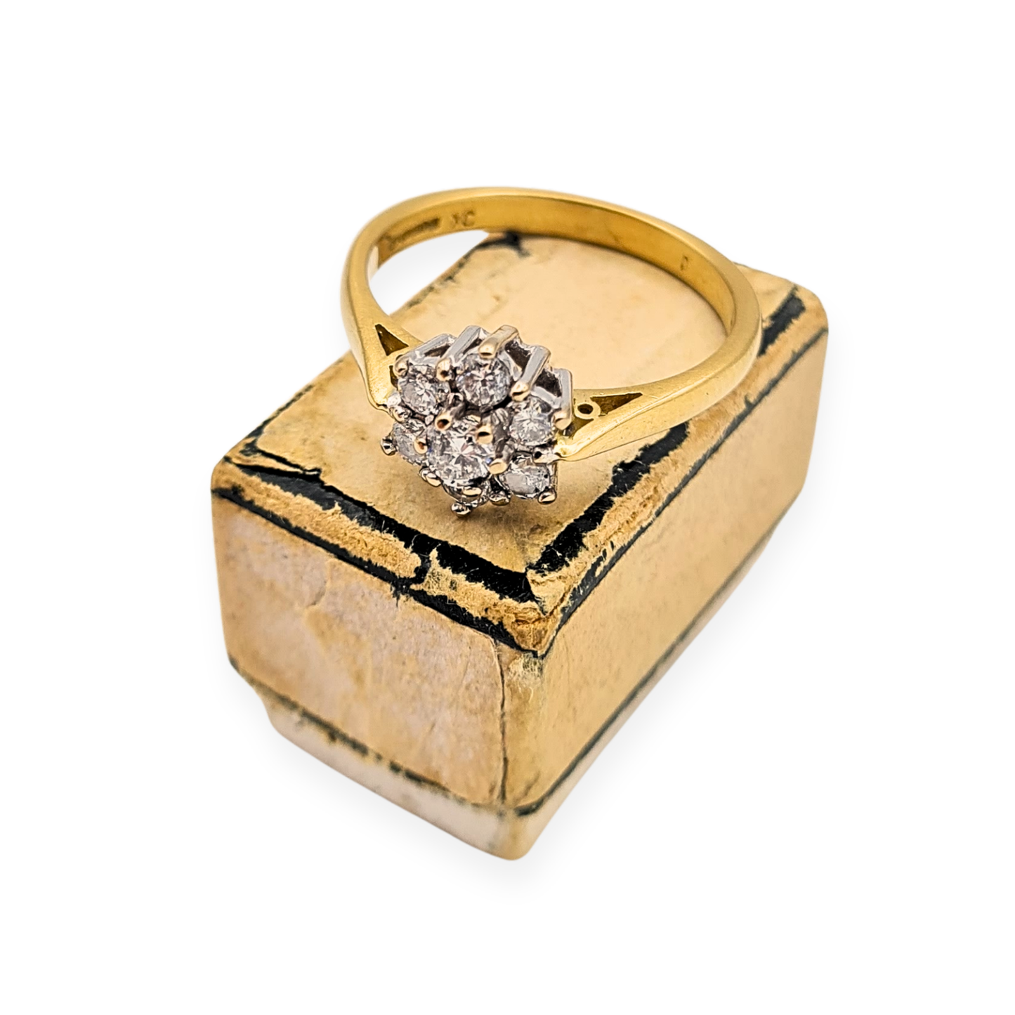 18ct Gold Diamond Cluster Ring 0.50ct Hallmarked UK P 1/2 US 8