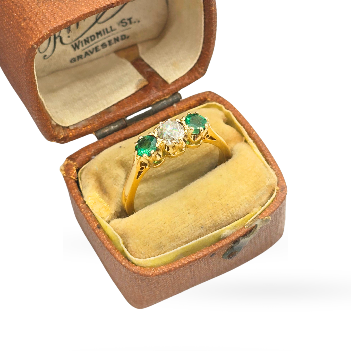 Quality 18ct Gold Diamond Emerald Trilogy Ring UK M 1/2  US 6 1/2