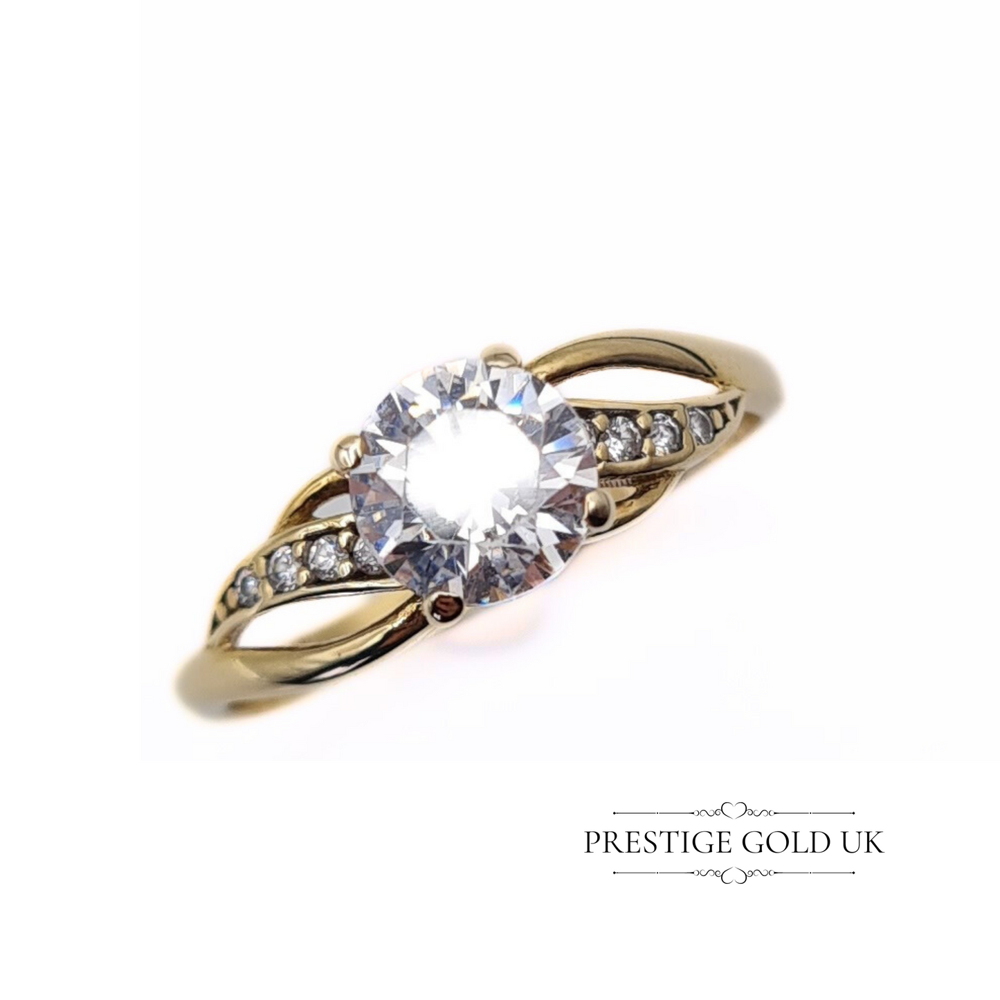 9ct Gold Cubic Zirconia Ring - Size UK Q, US 8, Euro 57 1/2