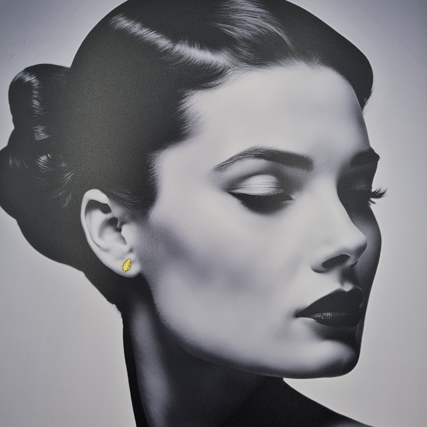 9ct Gold Leaf Earrings, London 1981, Studs, Andralock