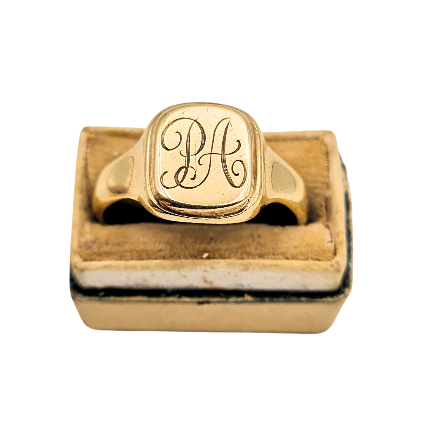 9ct Solid Gold Engraved Signet Ring, Size  UK V US 10 1/2