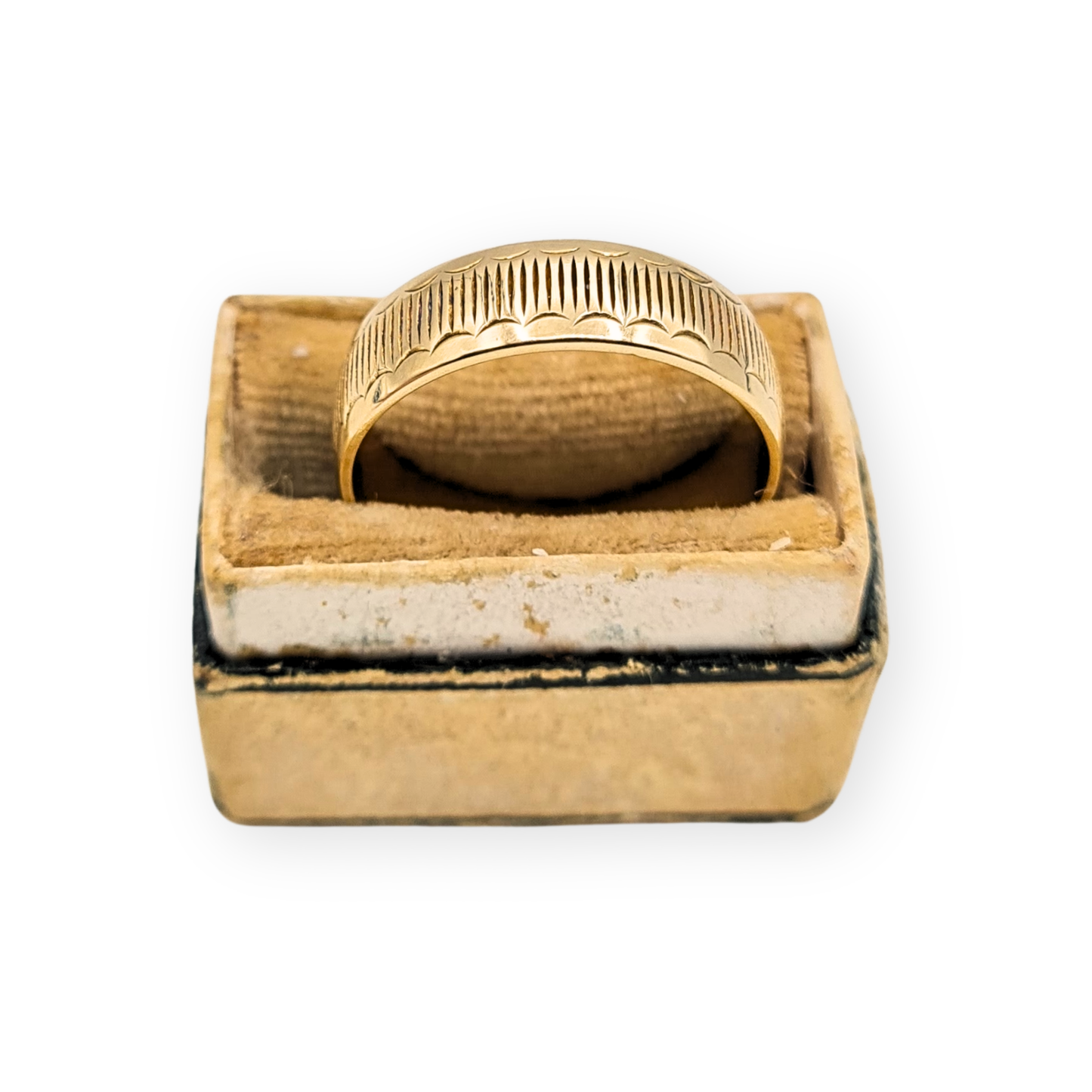 9ct Gold Patterned Ring - 1970's Patterned Retro Ring UK O  US 7 1/4