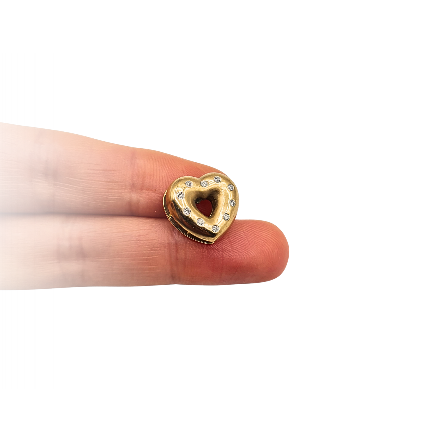 Chunky 9ct gold open heart pendant set with sparkling diamonds, stamped 375, measuring 14mm by 15mm.