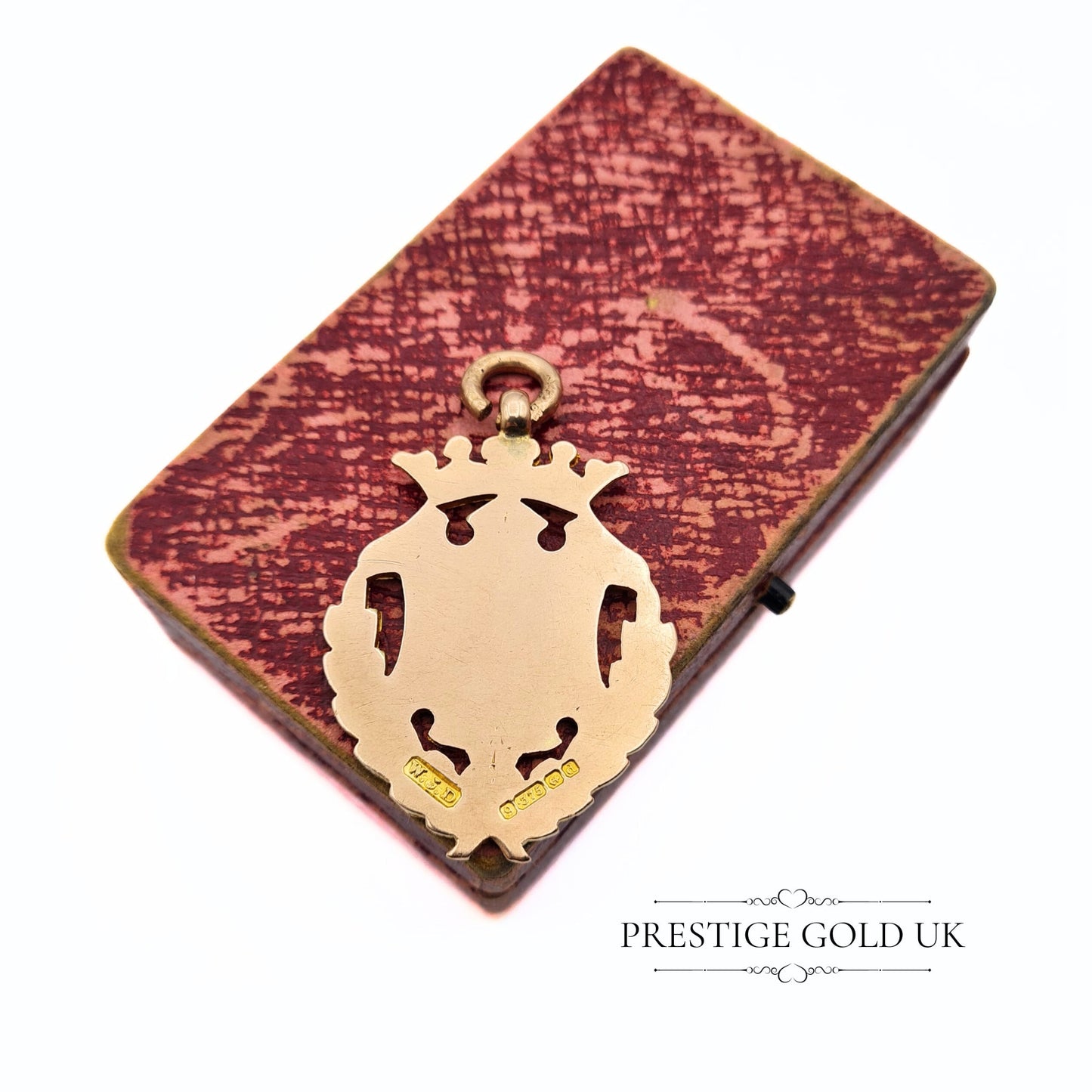 Georgian 9ct Gold Hand-Engraved Shield Pendant from 1903