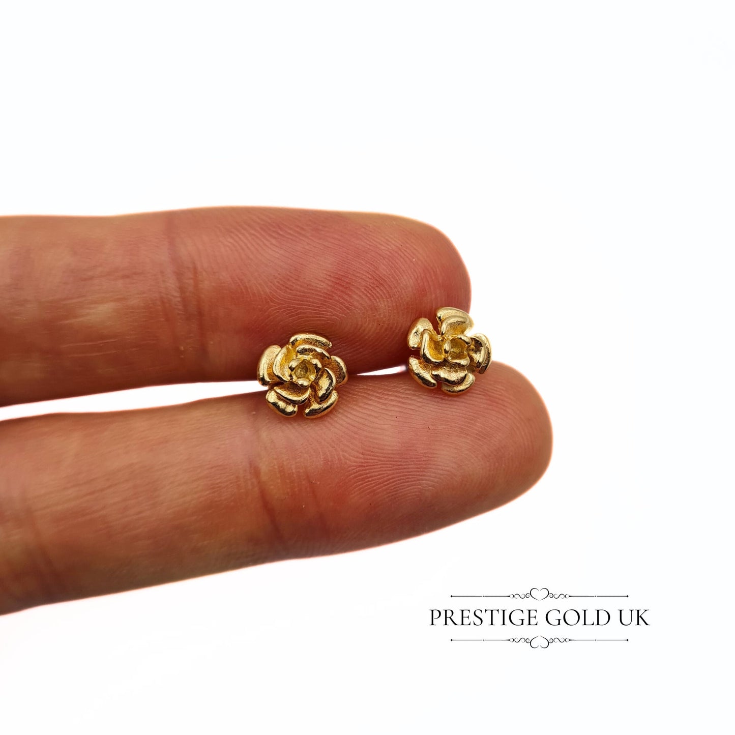 Vintage Small 9ct Gold Ornate Flower Studs