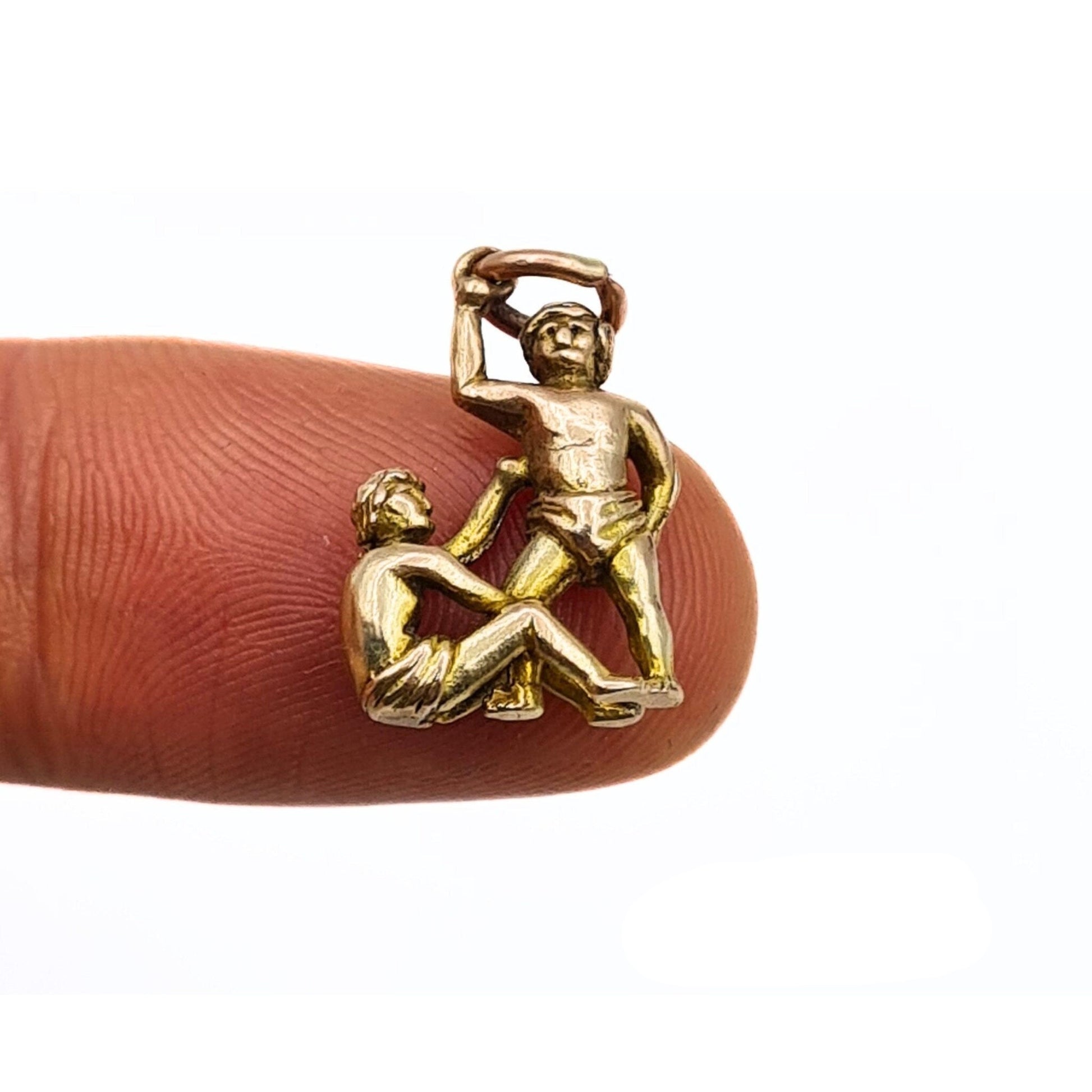 Vintage 9ct Gold Wrestling Pendant / Charm