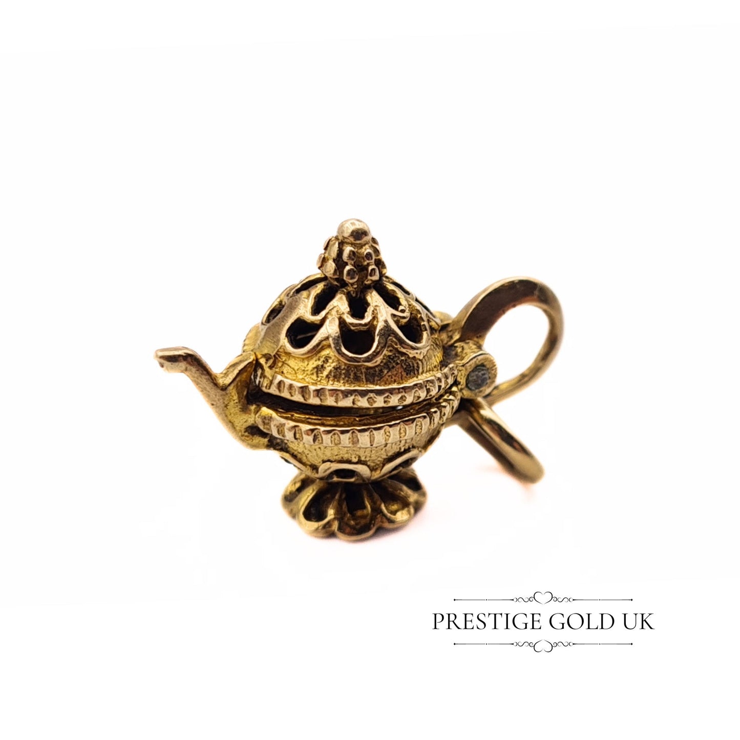 Vintage Opening Genie Lamp Charm in 9ct Gold