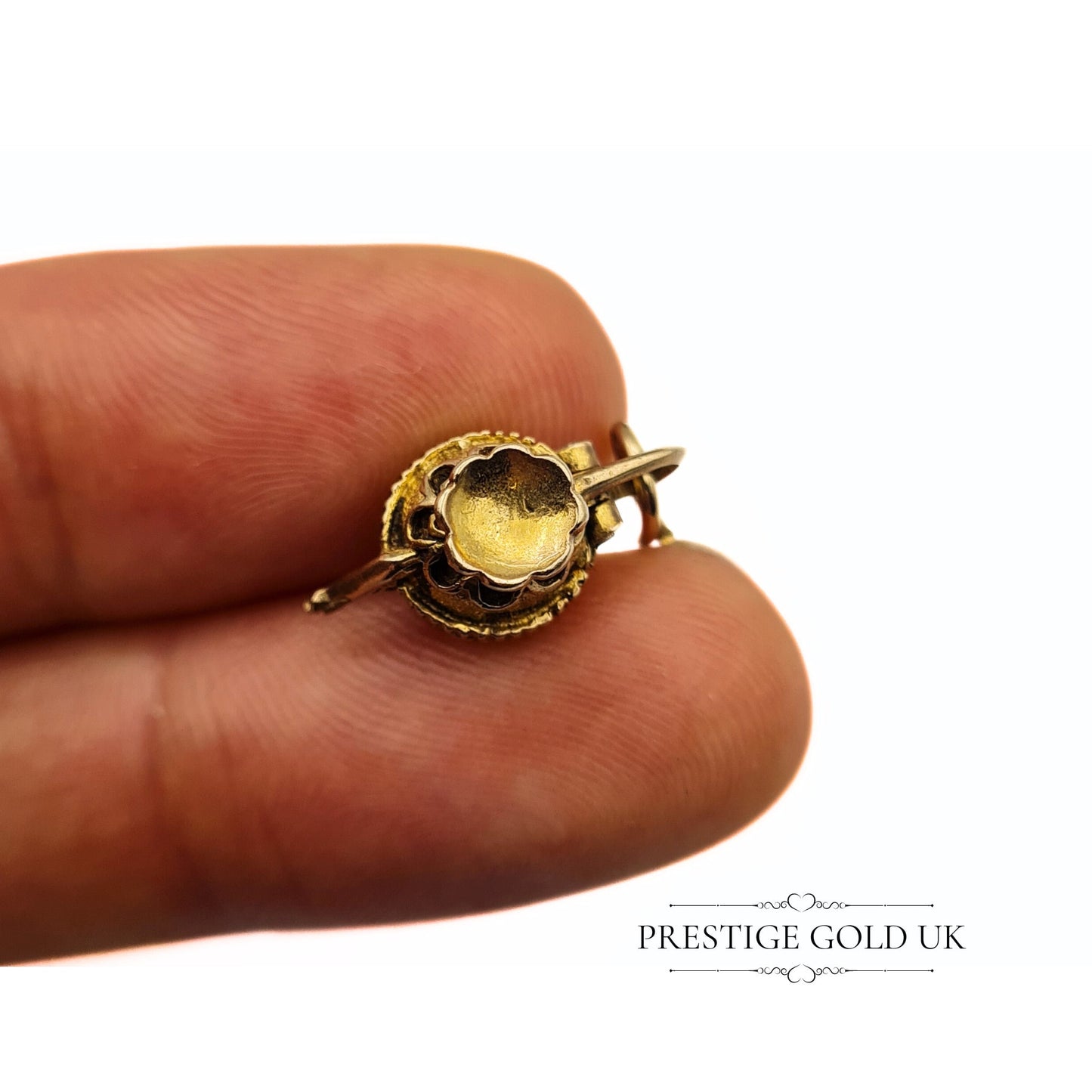 Vintage Opening Genie Lamp Charm in 9ct Gold