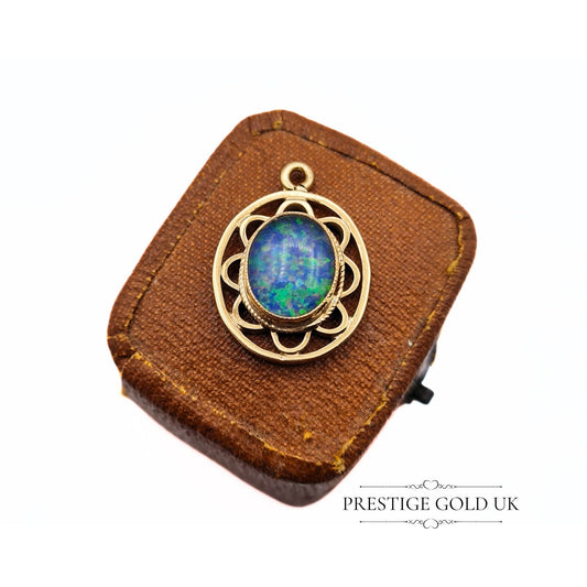 Vintage 9ct Gold Opal Pendant