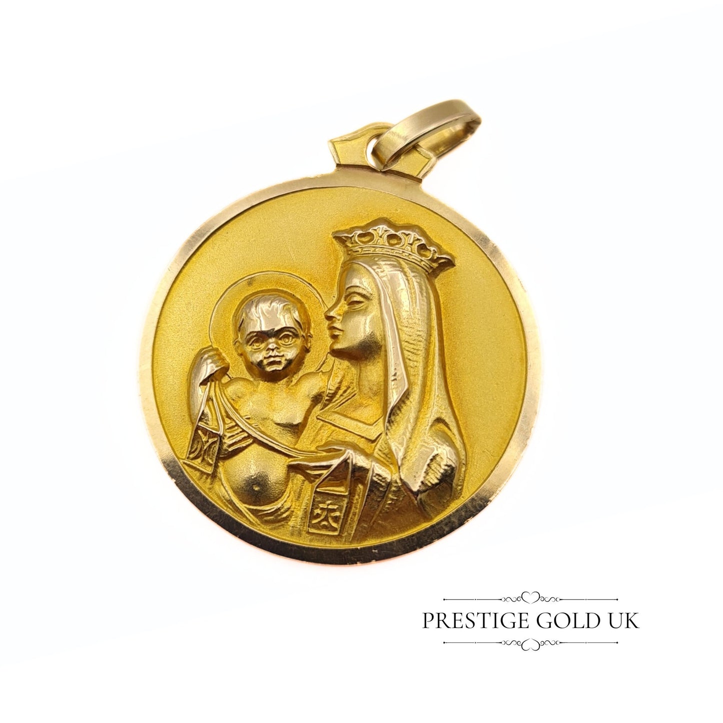 Vintage Round Madonna & Child and Jesus Pendant in 9ct Gold