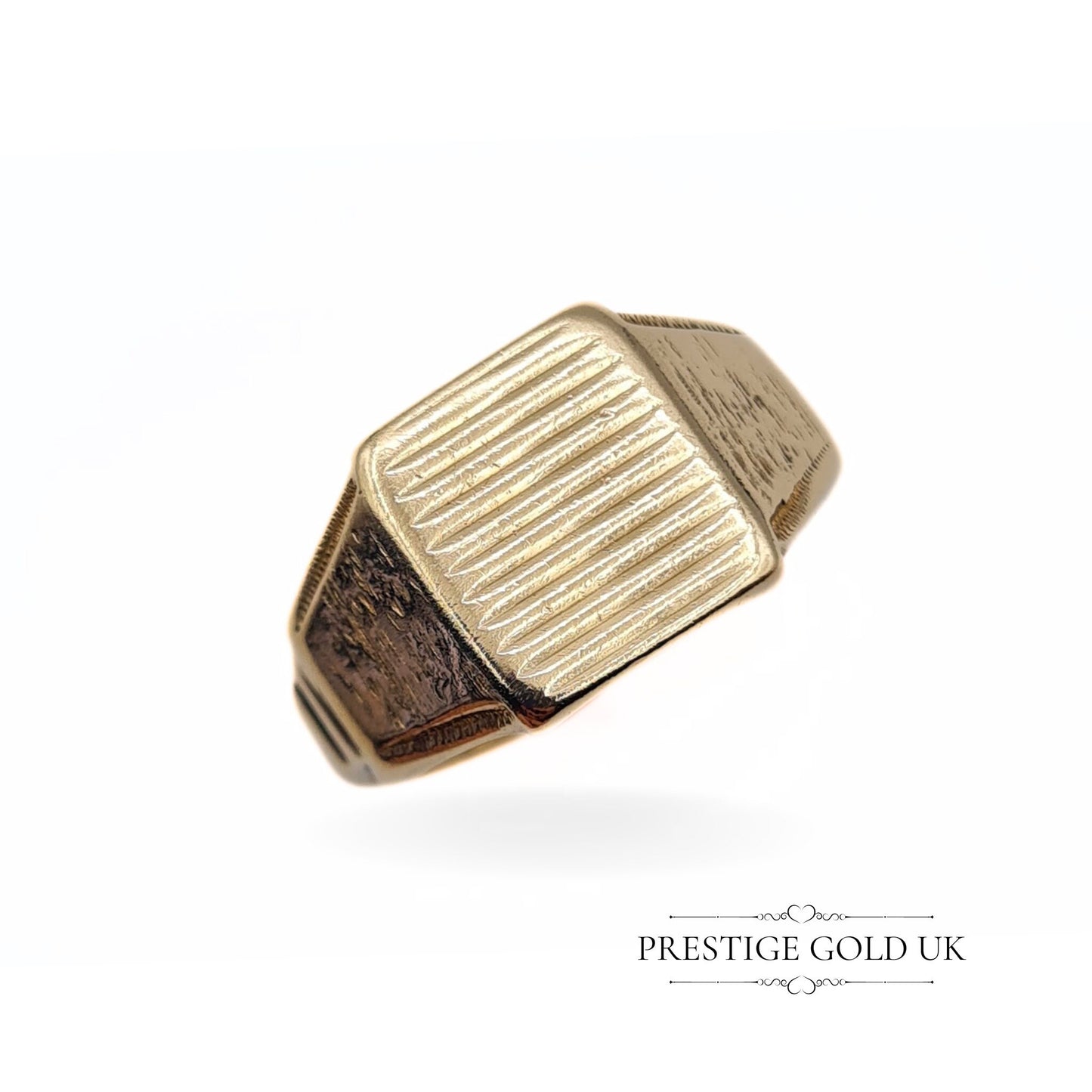 Retro 9ct Gold Square Signet Ring - Size UK Q, US 8, Euro 57.5