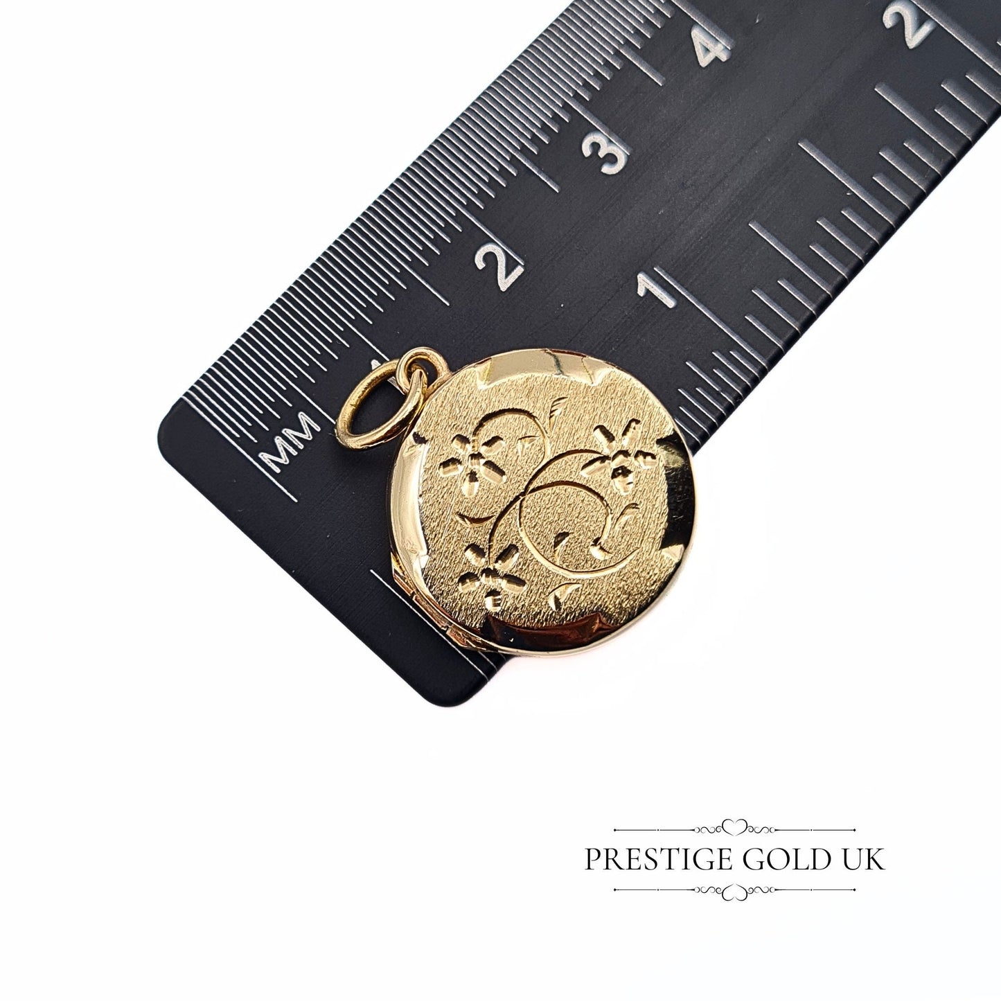 Vintage Round 9ct Gold Engraved Locket