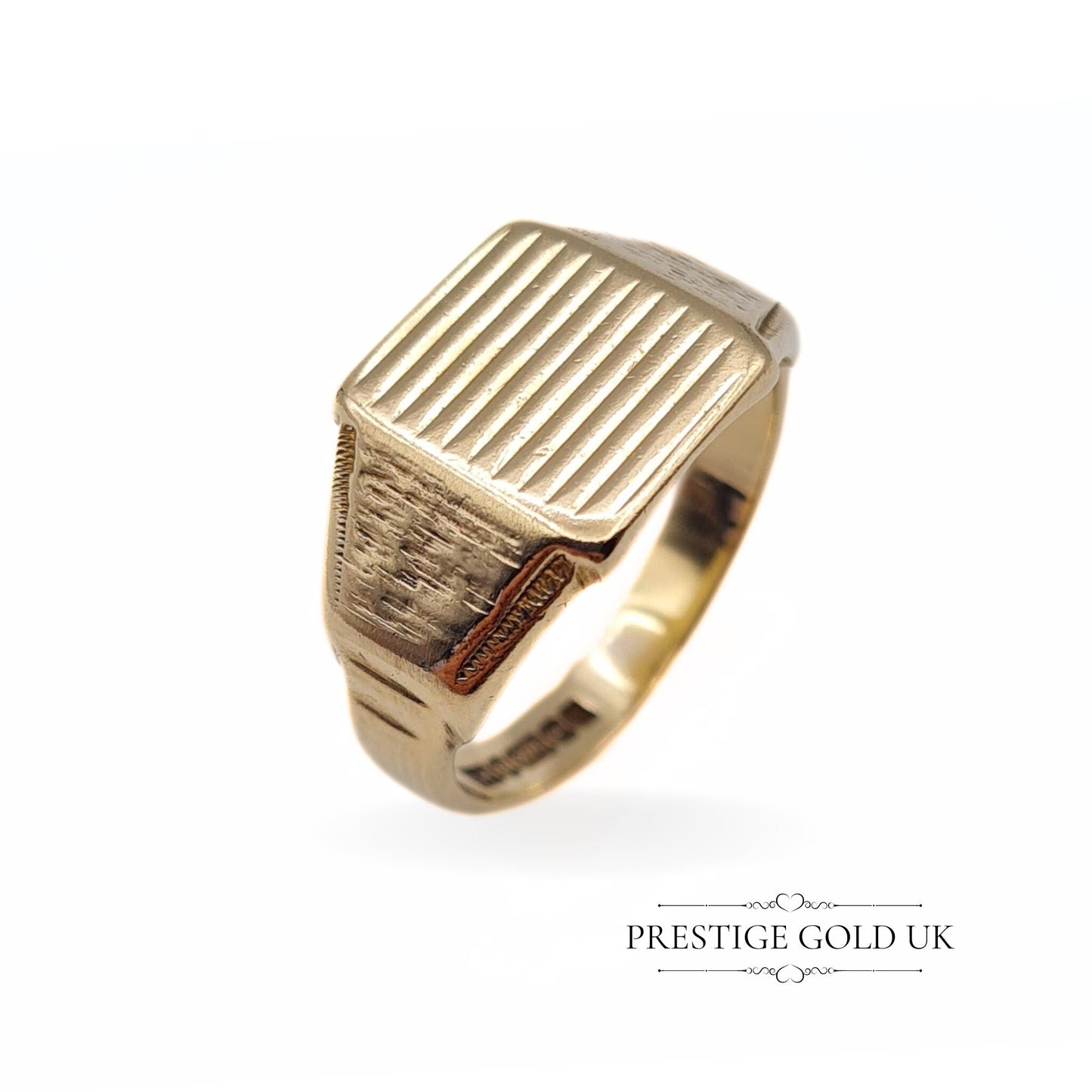 Retro 9ct Gold Square Signet Ring - Size UK Q, US 8, Euro 57.5