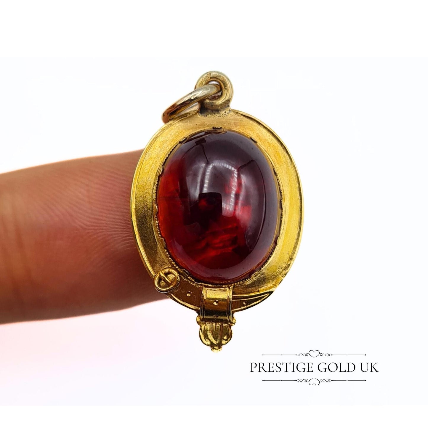 Antique 14k Gold & Garnet Oval Pendant