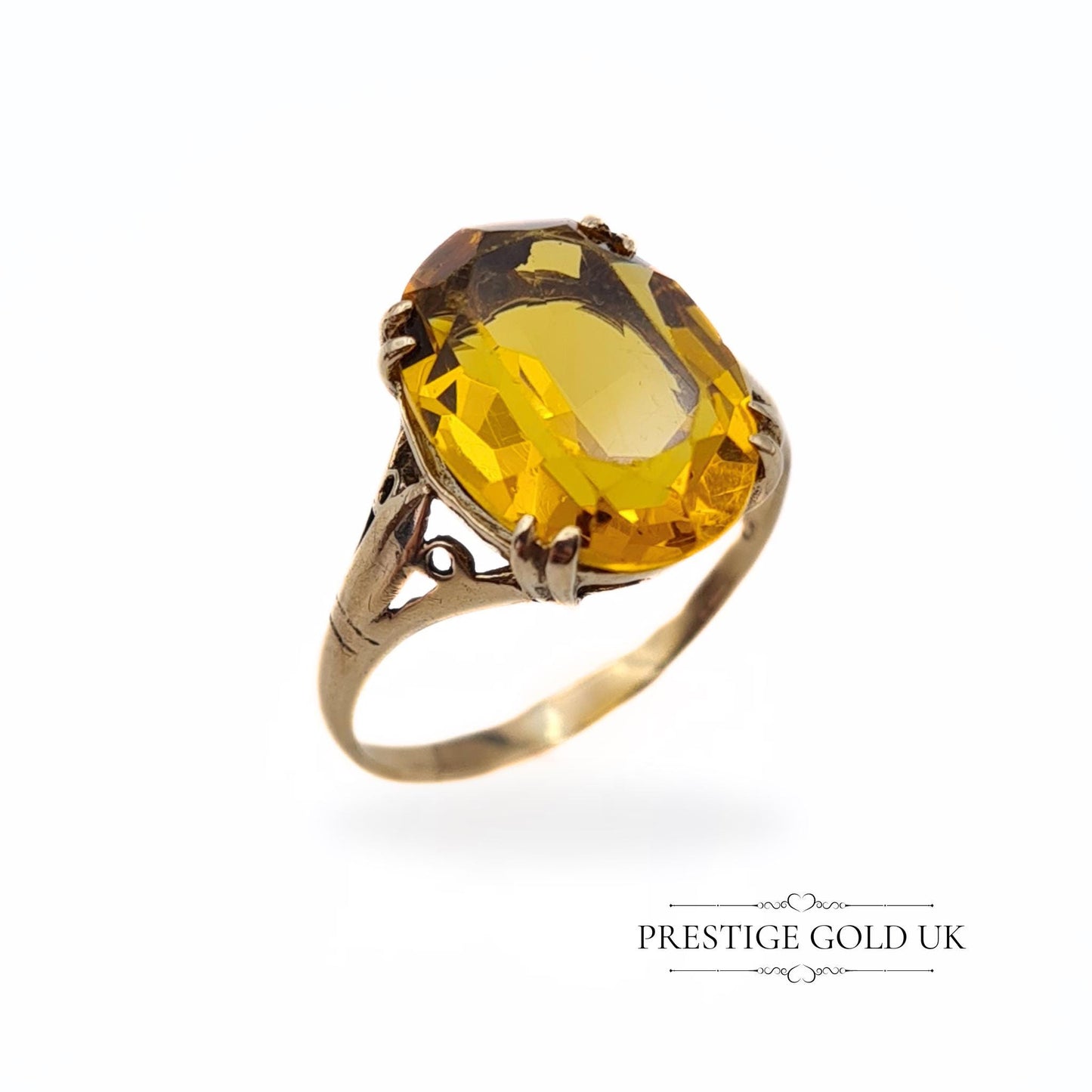 Vintage Oval-Cut Citrine Ring in 9ct Gold - Size UK N, US 6 3/4, Euro 54