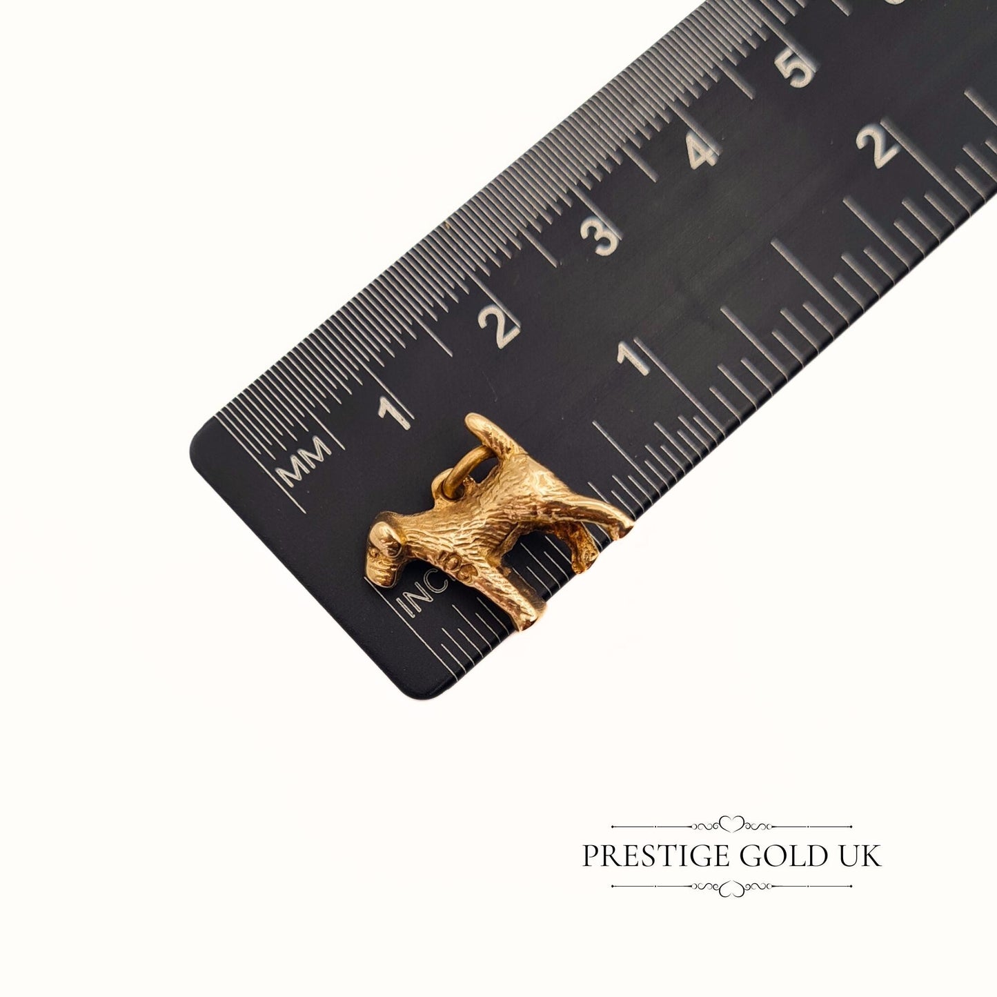 Vintage 9ct Gold Airedale Terrier Dog Charm