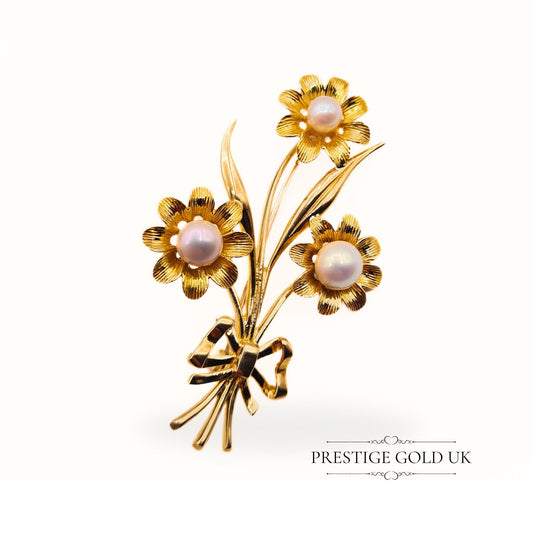 Vintage 9ct Gold & Pearl Flower Brooch