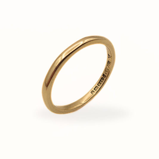 Octagonal 9ct Gold Wedding Band - 2 mm Wide - Size UK J 1/2, US 5