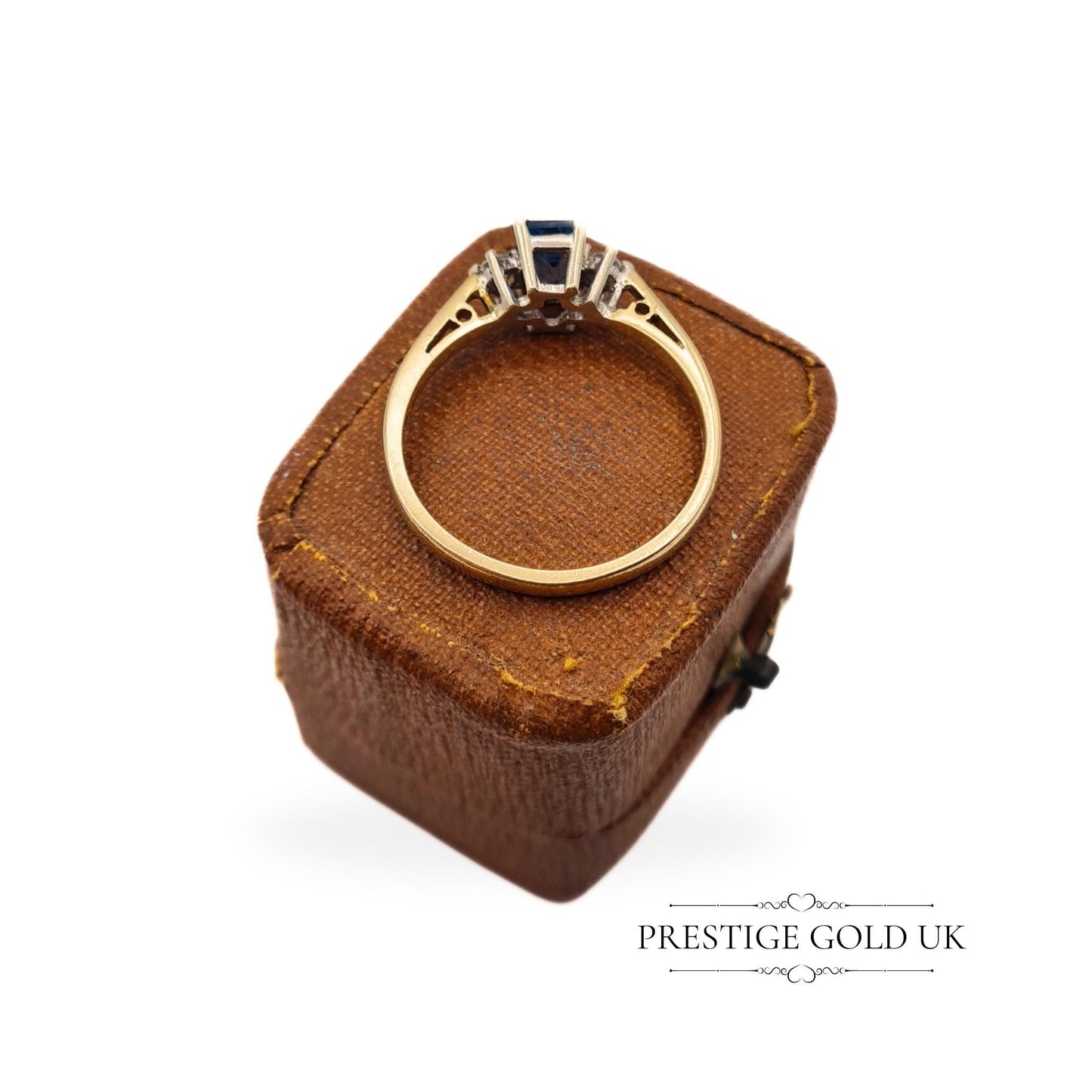 9ct Gold Ring Baguette Cut Blue Stones - Size UK N, US 6 3/4, Euro 54