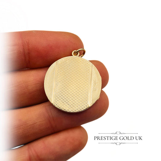 Vintage 9ct Gold Round Engraved (Geometric Design) Locket