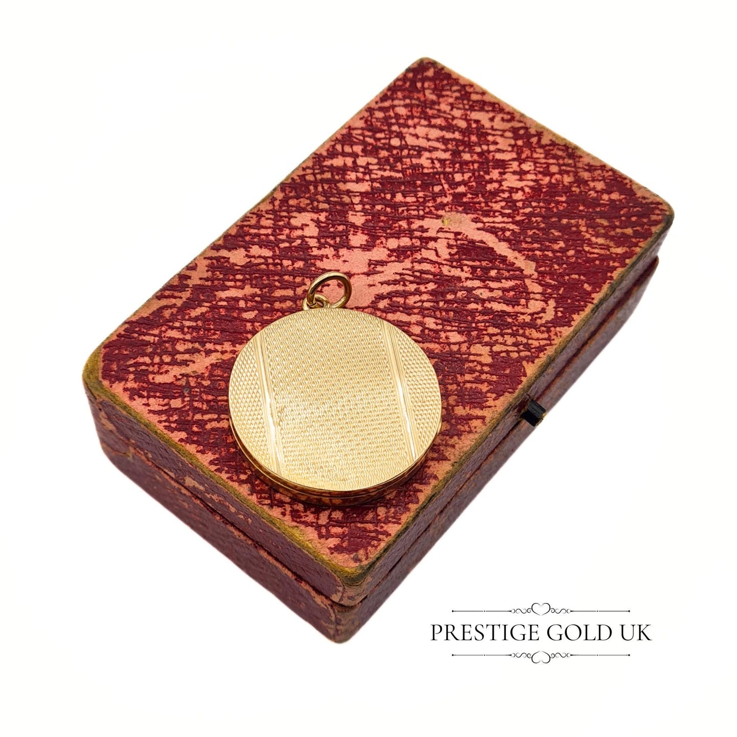 Vintage 9ct Gold Round Engraved (Geometric Design) Locket
