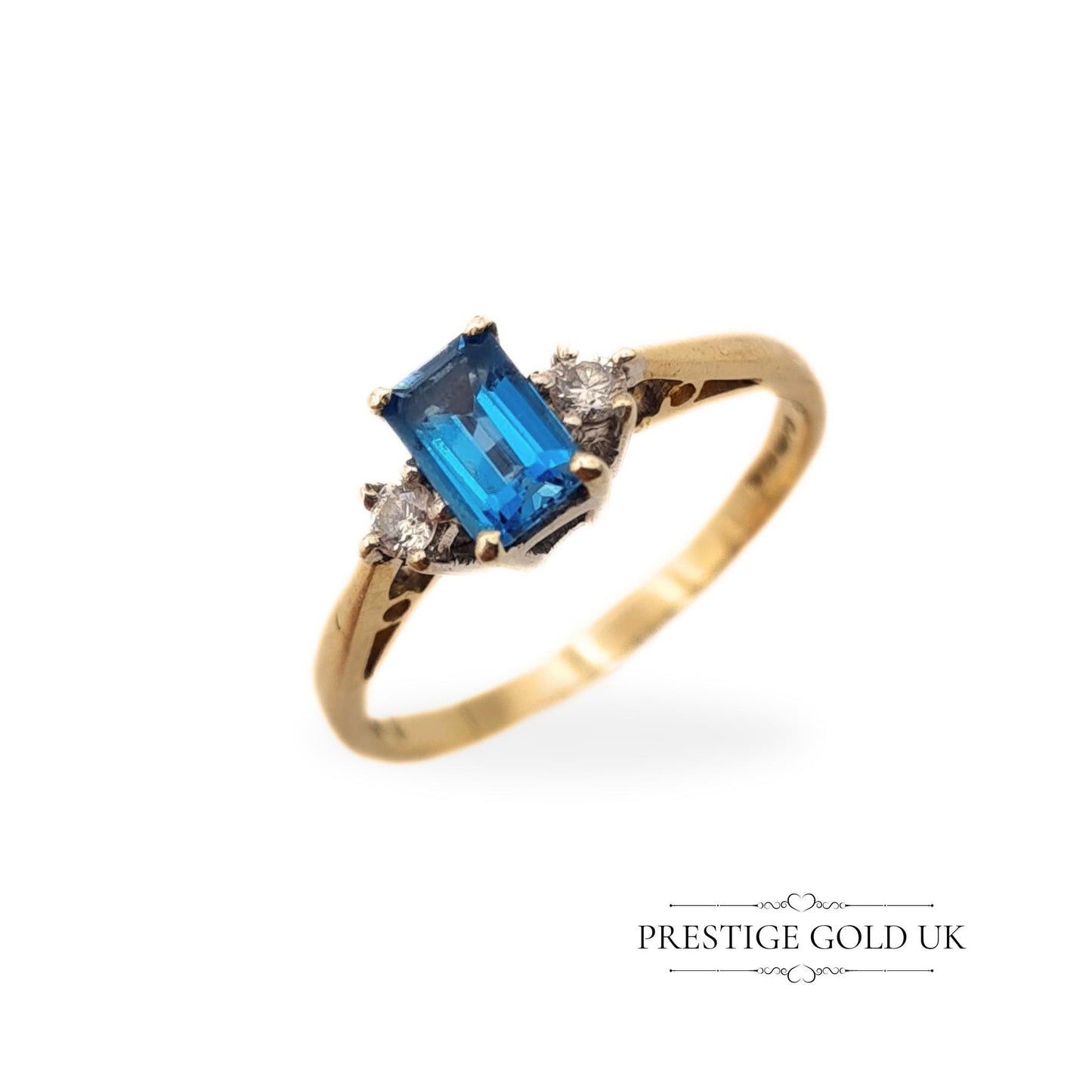 Vintage 9ct Gold Ring with Baguette Cut Blue Topaz & CZ Accent Stones - Size UK N, US 6 3/4, Euro 54
