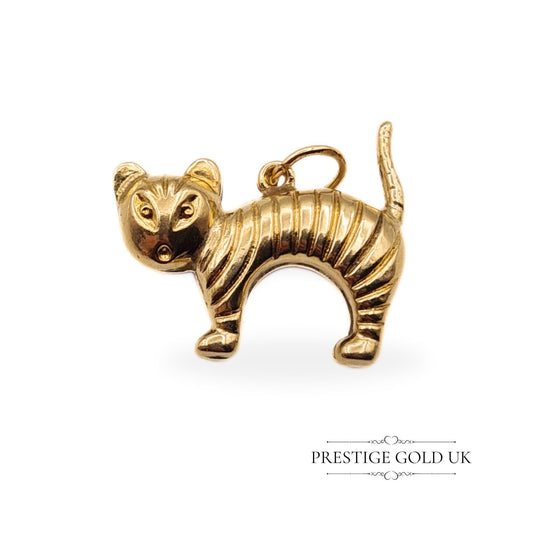 Vintage Gold Startled Cat Charm - Cartoon Style