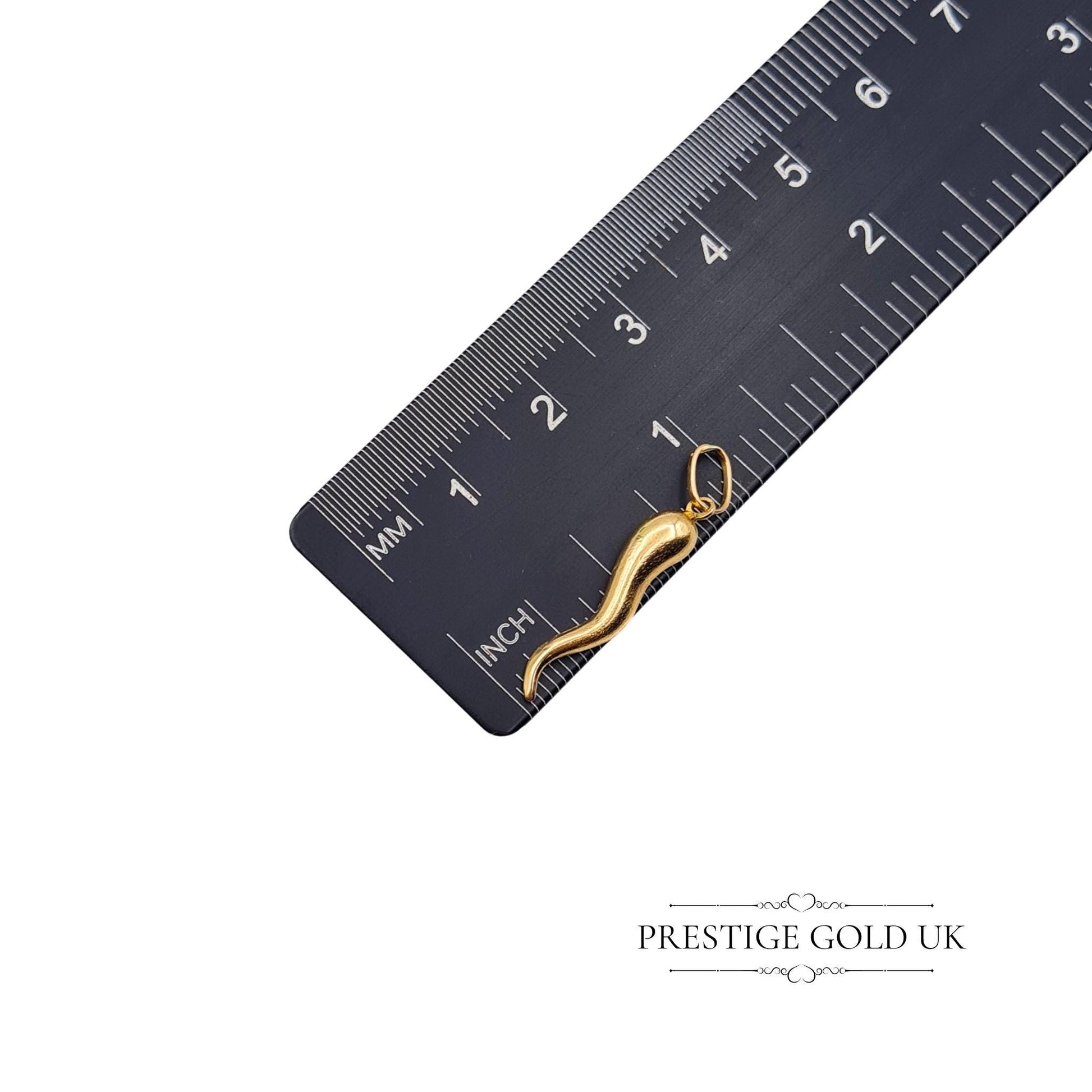 Hollow Cornicello charm crafted in 18ct gold, stamped 750, standing 21mm tall, an iconic piece of Italian vintage jewellery.