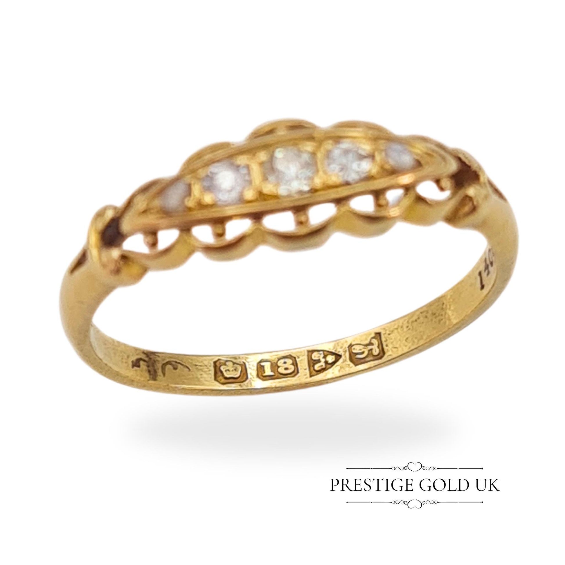 Fully hallmarked 18ct gold ring from Chester 1911, with fine details and a Georgian-era